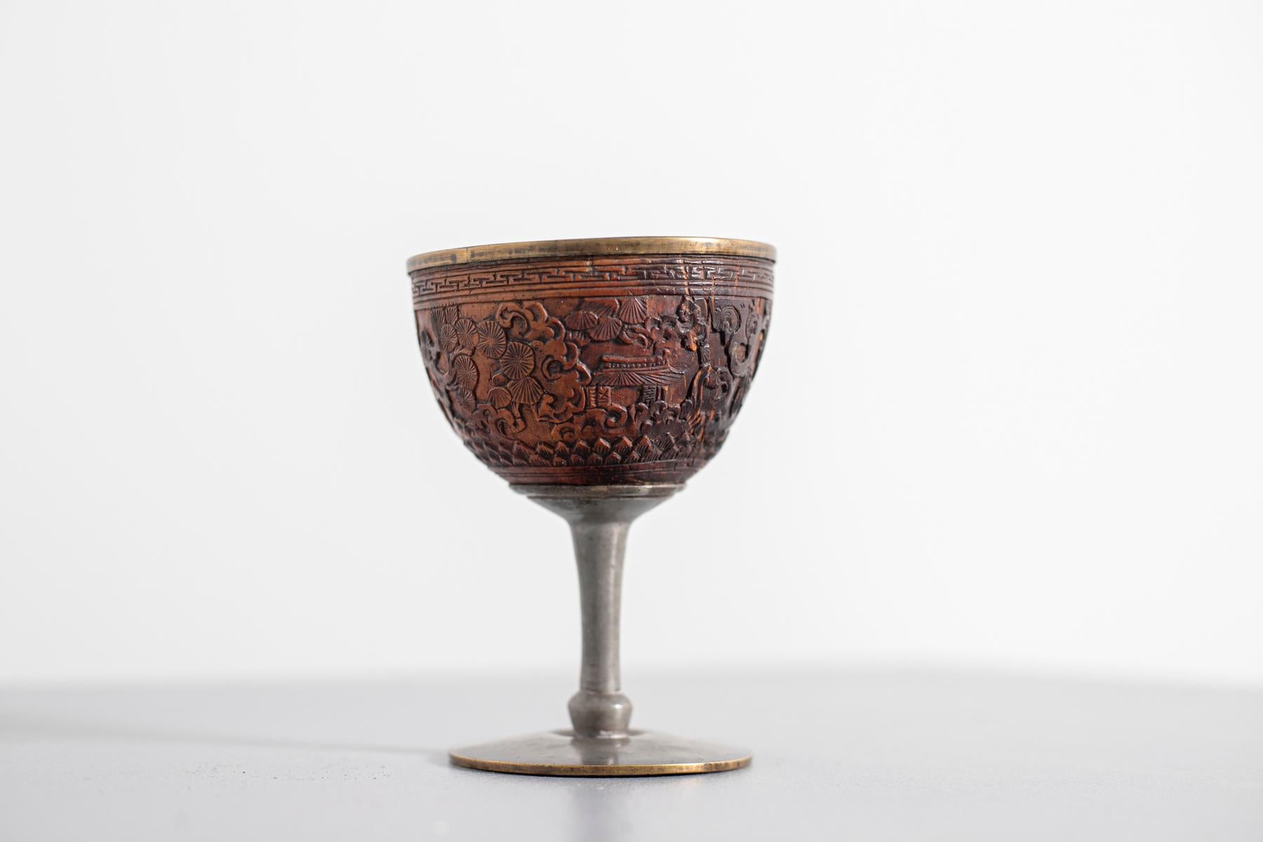 Chinese Chalice in Inlaid Coconut and Pewter, Marked, China Qing Dynasty In Good Condition In Milano, IT