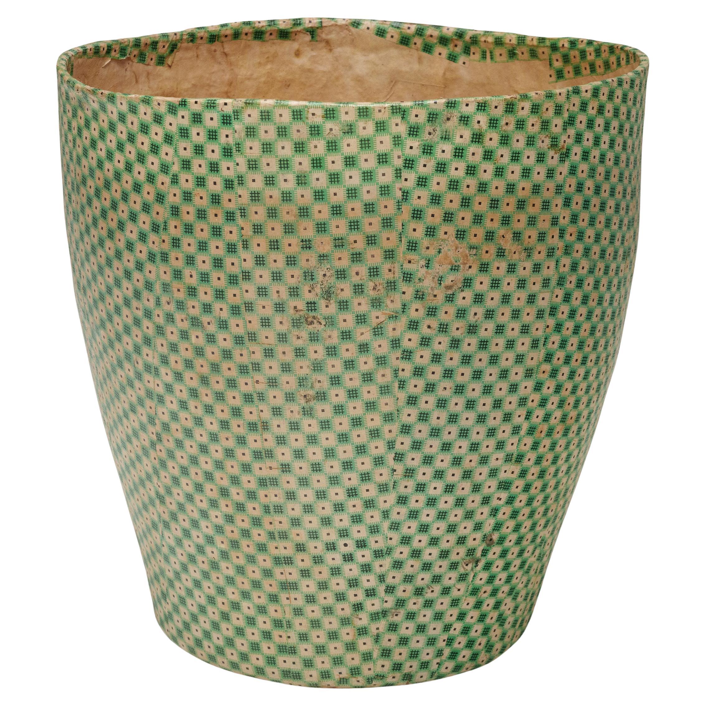 Chinese Checkered Papier-Mâché Box