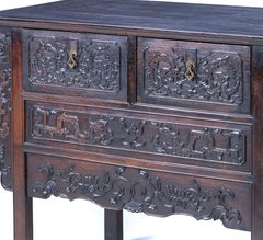 Chinese chest of drawers in tamarind wood.