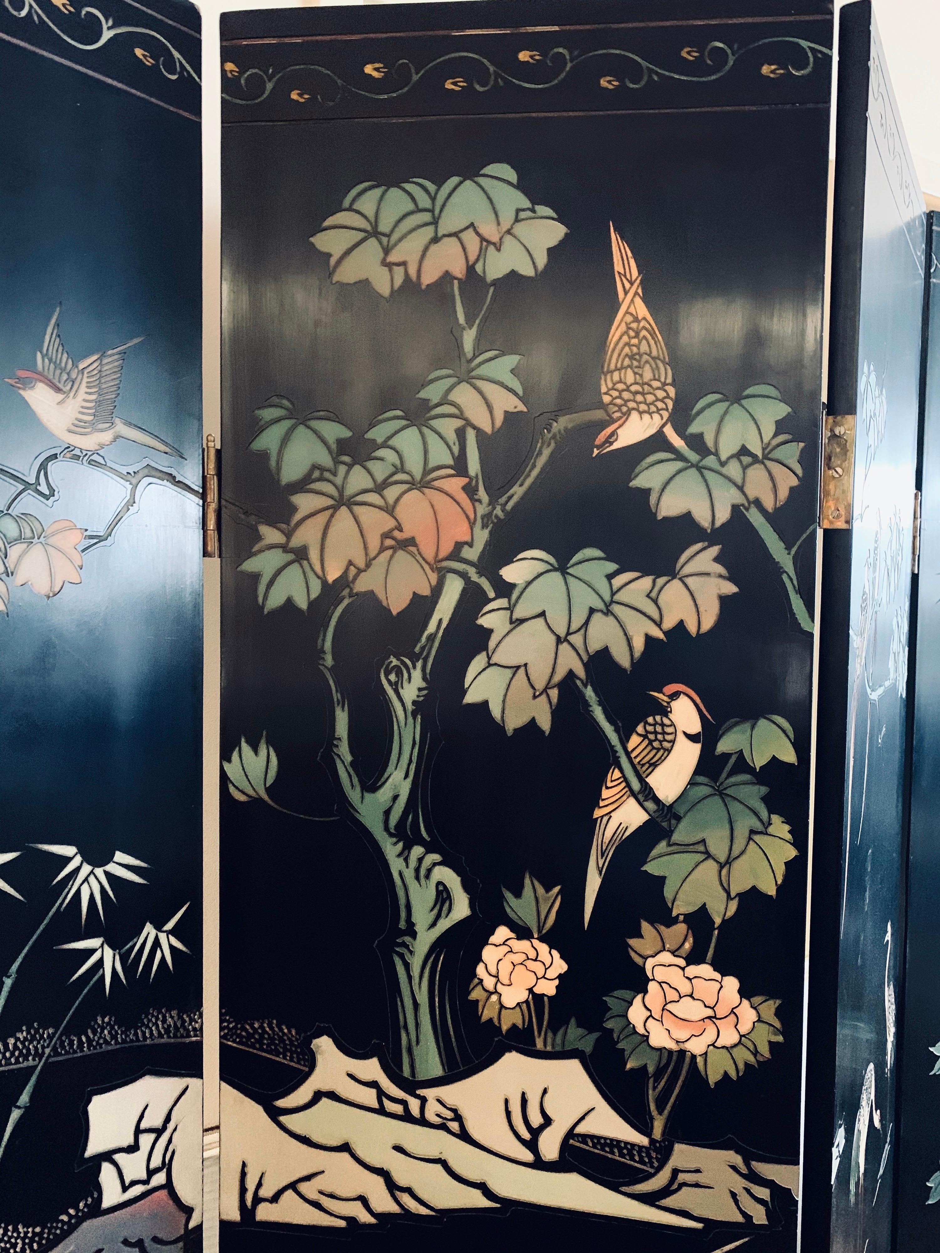 Chinese Chinoiserie Black Lacquer Four-Panel Folding Screen Room Divider In Good Condition In West Hartford, CT