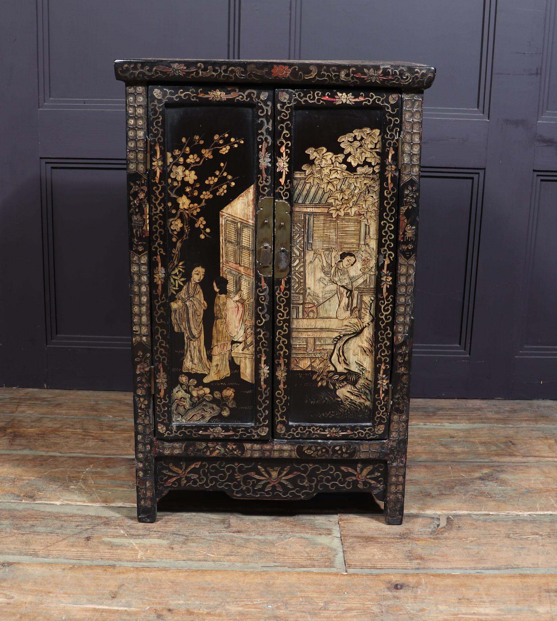 Chinese Chinoiserie Cabinet c1860 In Good Condition In Paddock Wood Tonbridge, GB
