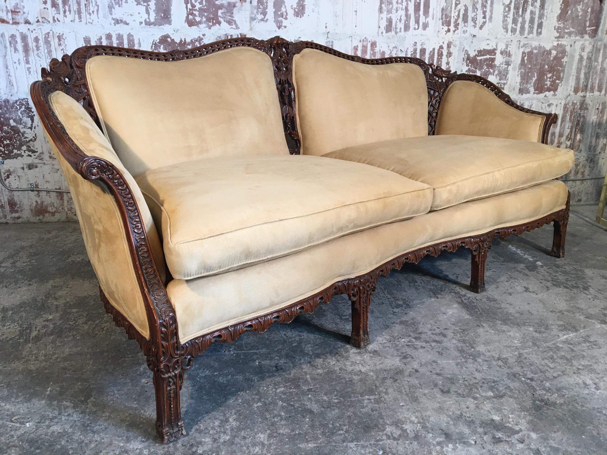 Chinese Chinoiserie Carved Wood Sofa In Good Condition In Jacksonville, FL