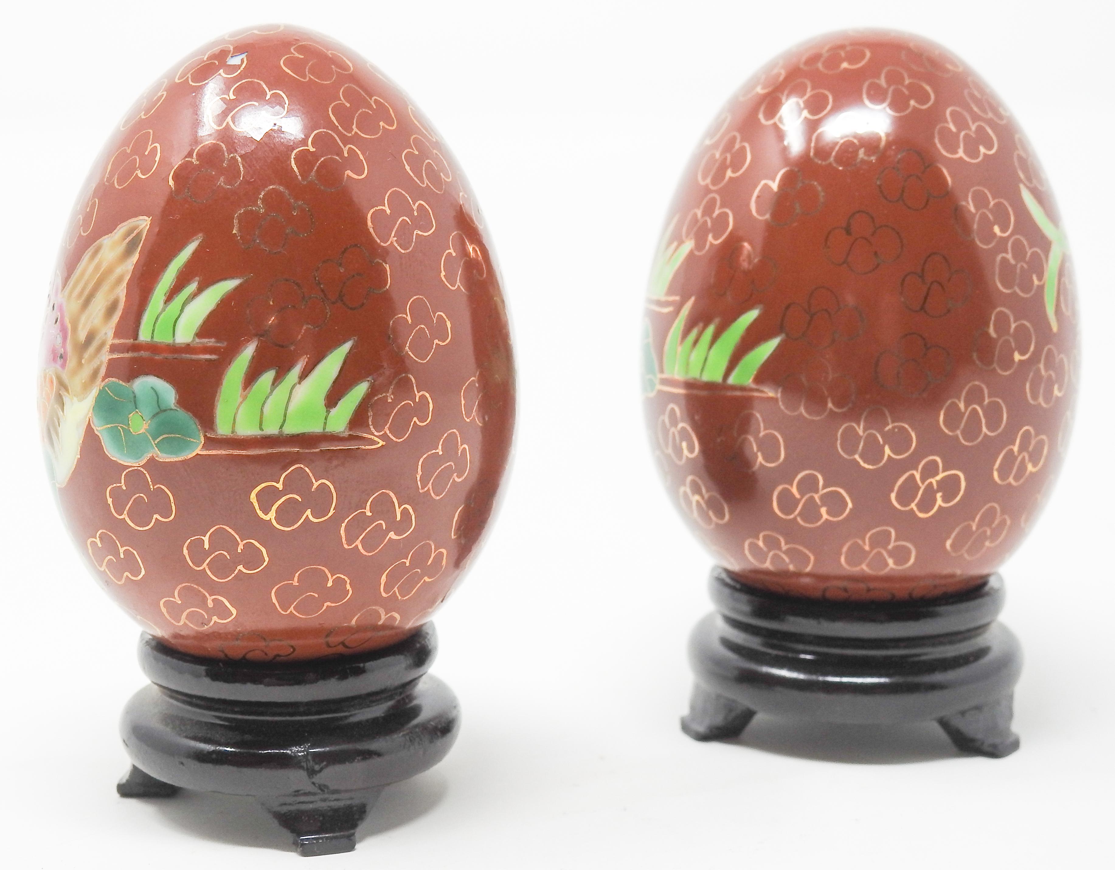 20th Century Chinese Chinoiserie Enamelware Eggs For Sale