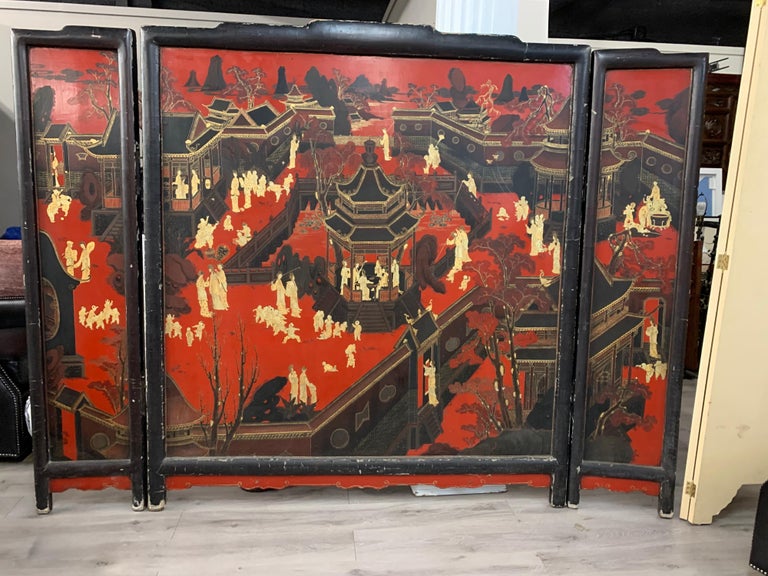 Chinese Chinoiserie Hand Painted Coromandel Screen Room Divider Painting Art In Fair Condition For Sale In West Hartford, CT