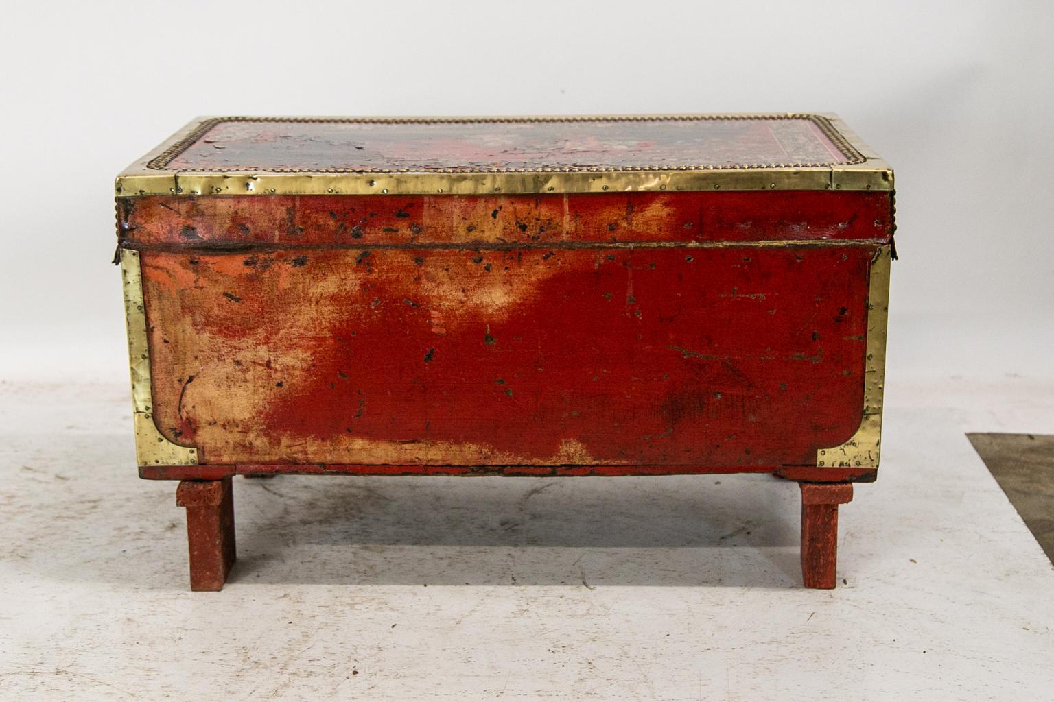 Chinese Chinoiserie Trunk 7