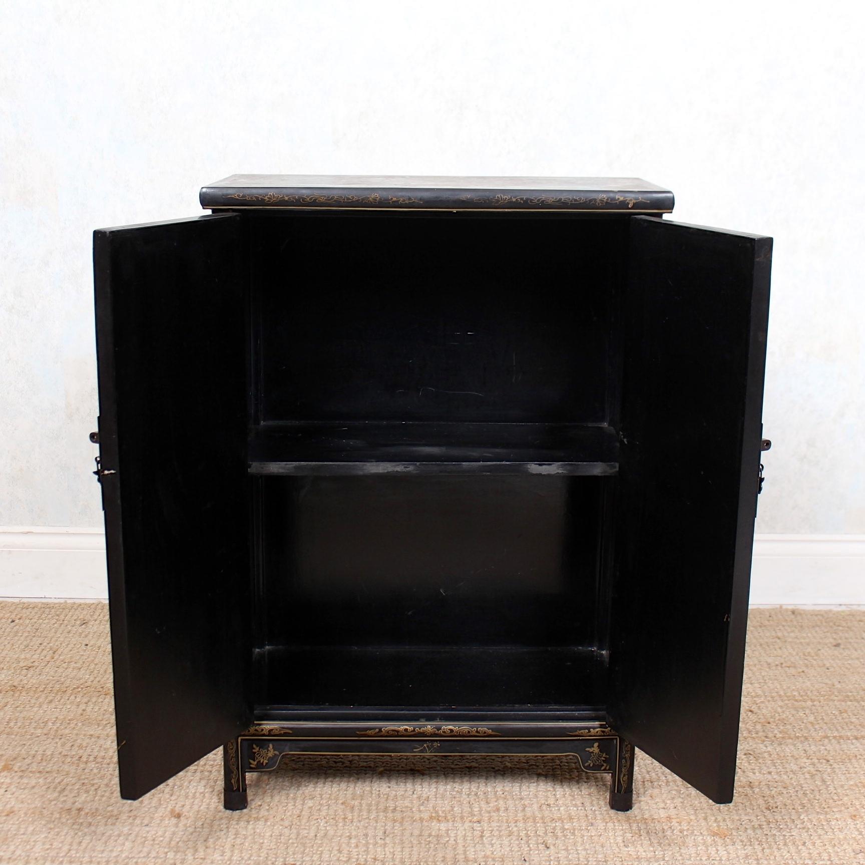 Chinese Chinoiserie Lacquered Cabinet Ebonized Oriental 9