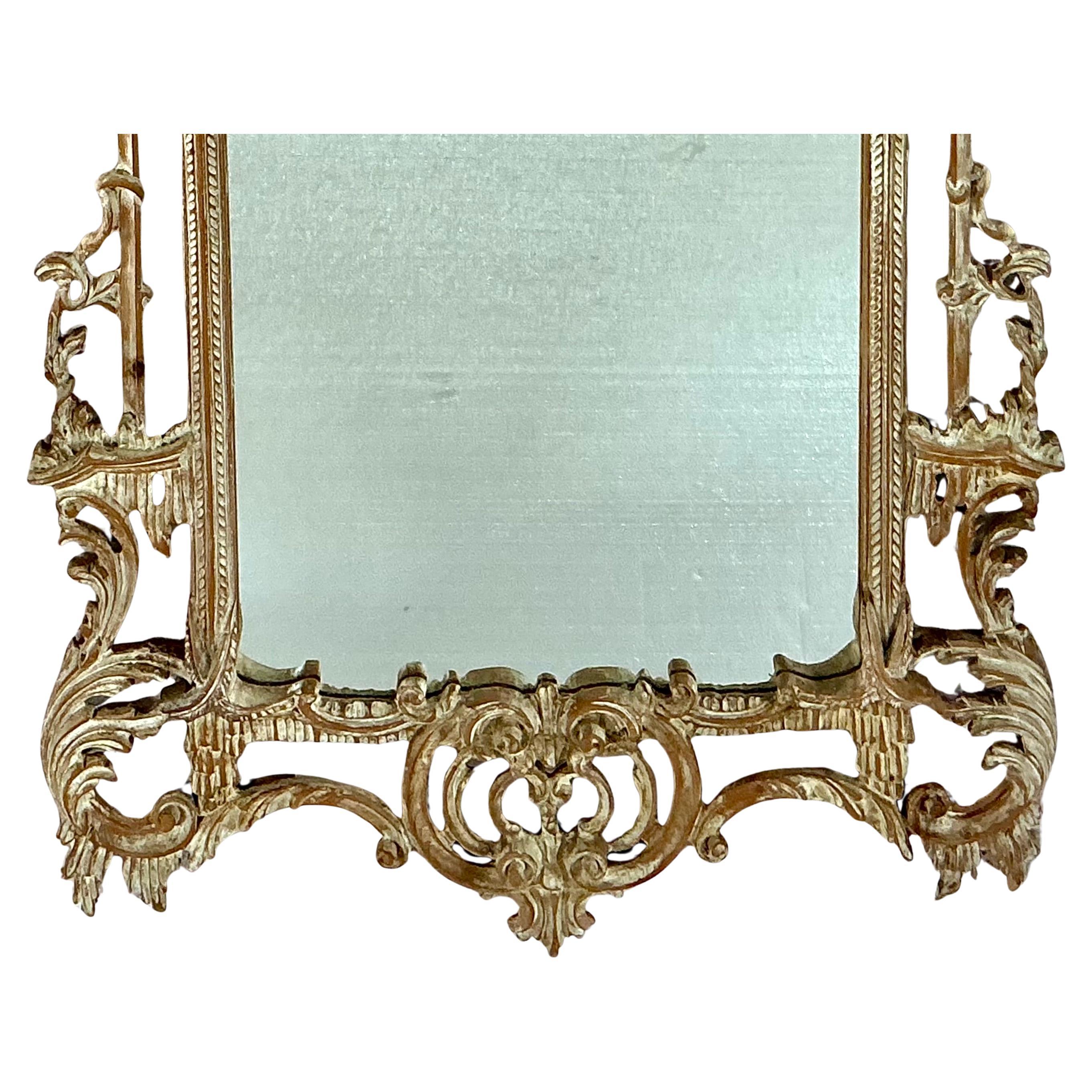 italien Miroir pagode chinois Chippendale sculpté de style George III en vente