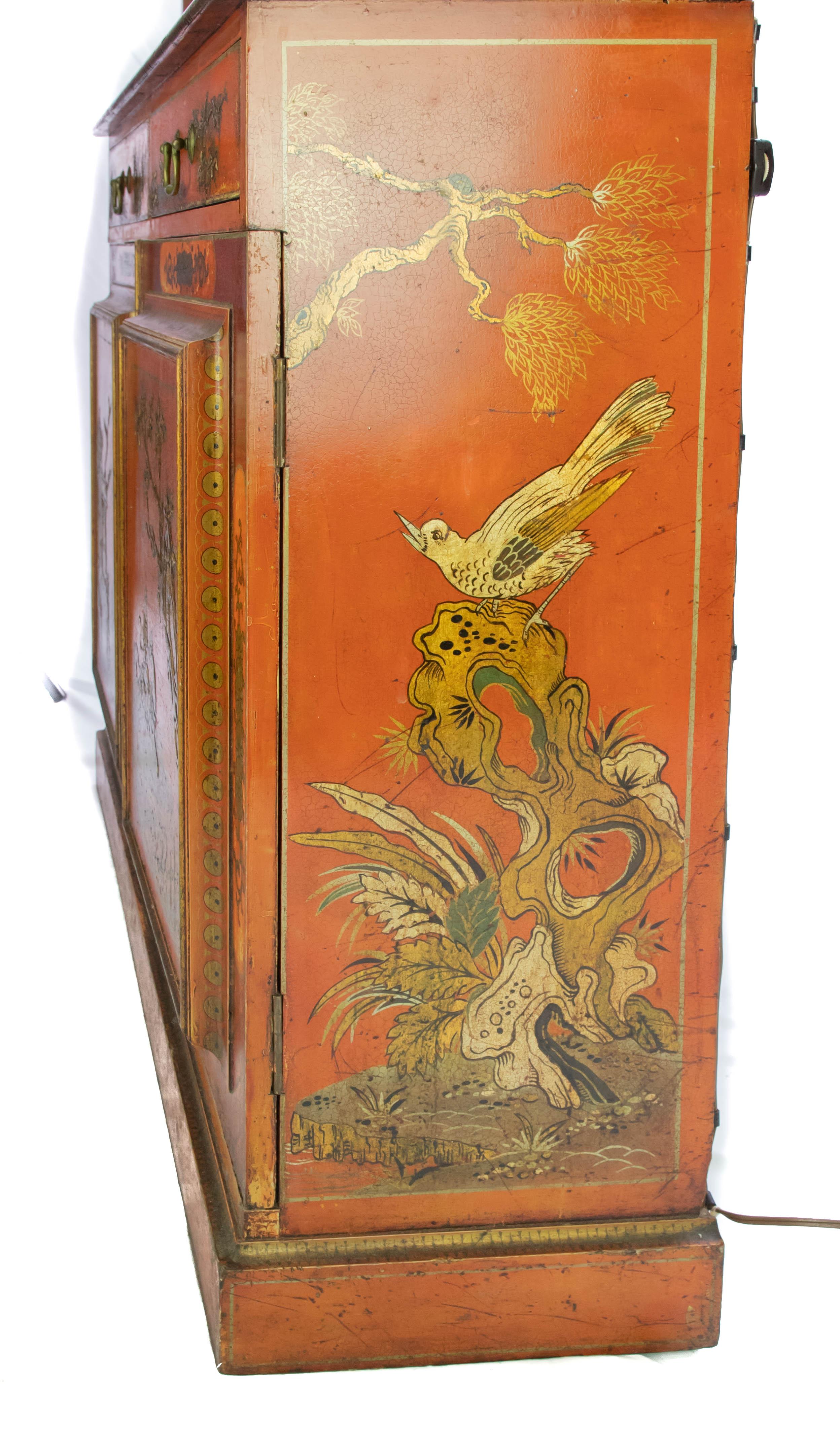 Chinese Chippendale Chinoiserie Cupboard 8