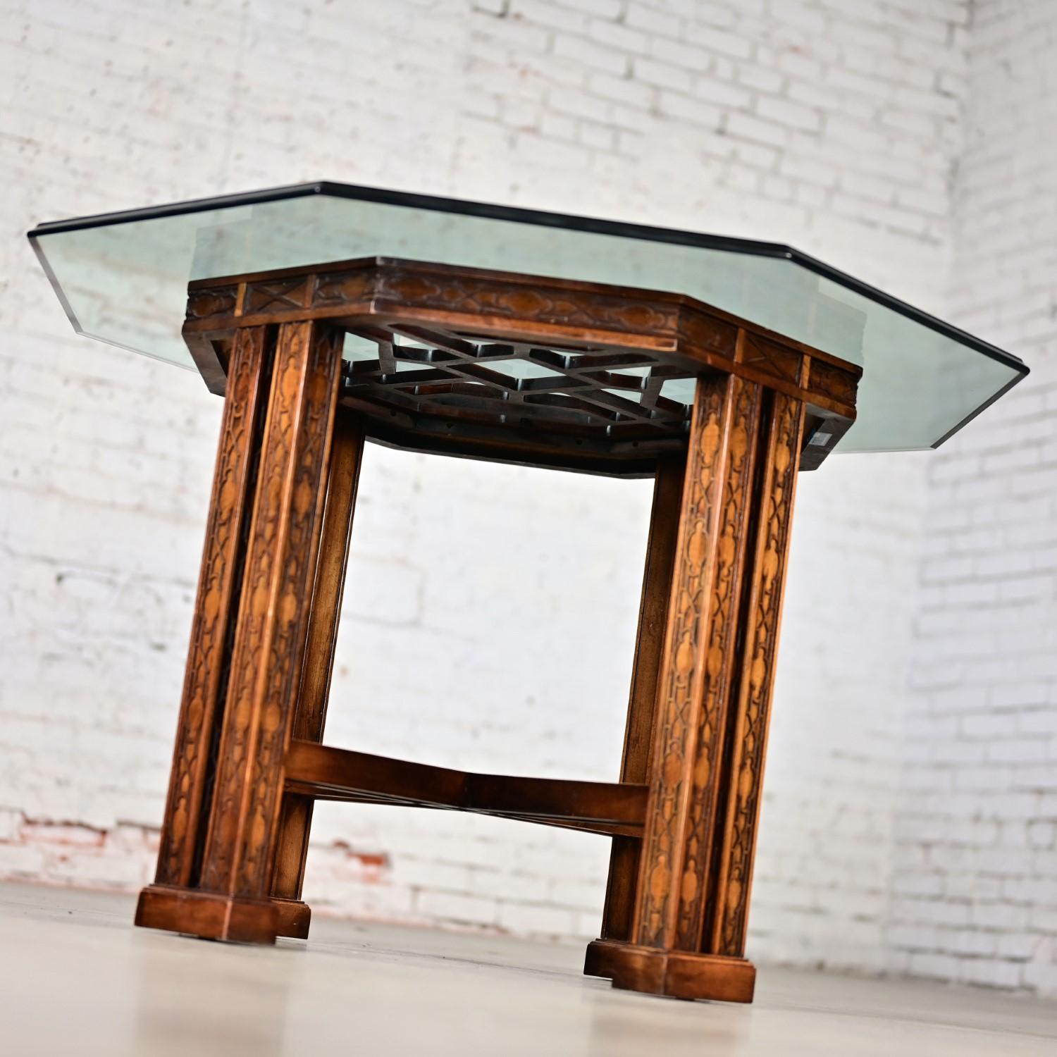 Chinese Chippendale Drexel Heritage Achteck Center oder Esstisch w/Glasplatte im Angebot 1