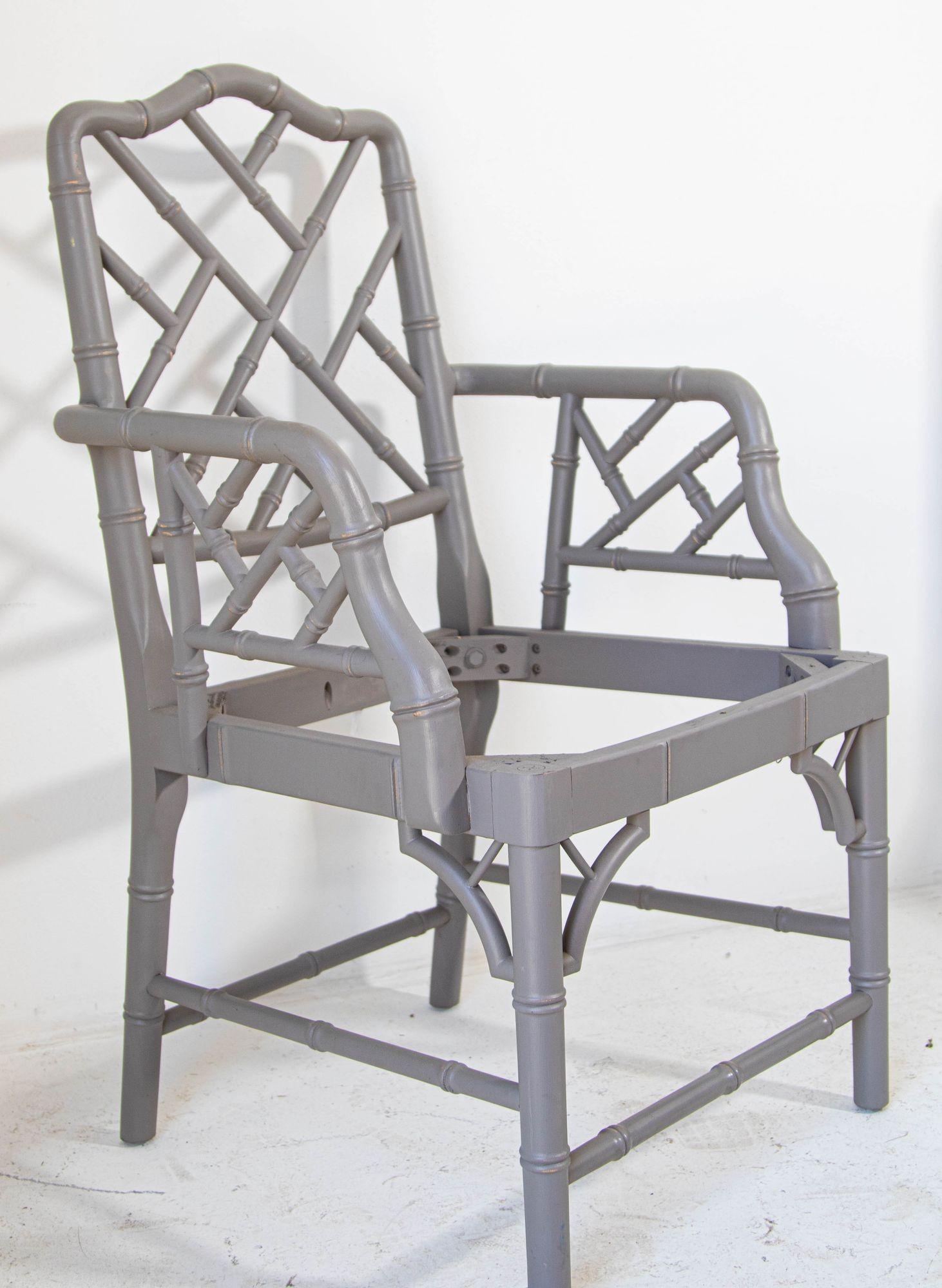 Ensemble de quatre chaises Chippendale chinoises en faux bambou de style Jonathan Adler en vente 12