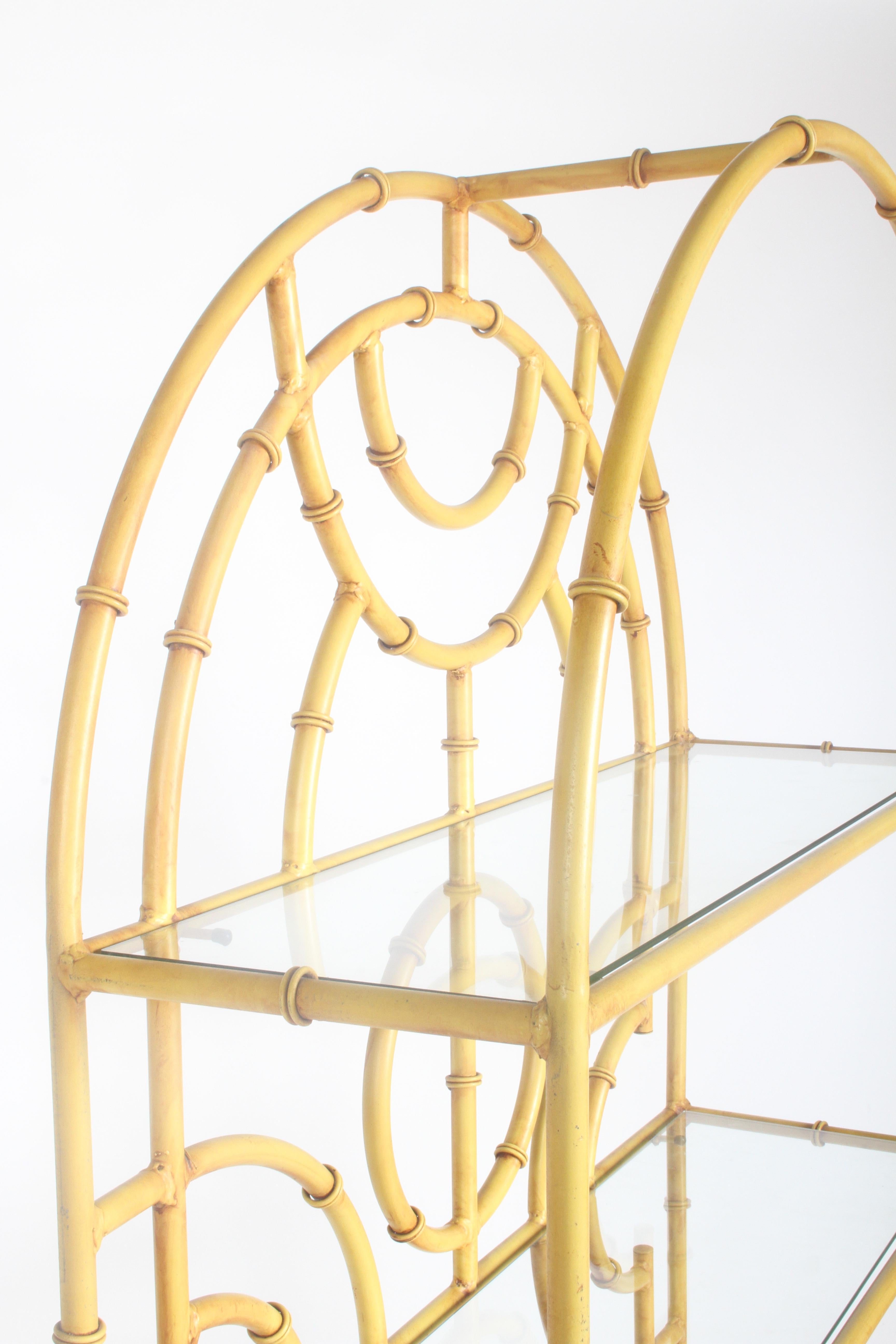 Painted Hollywood Regency Chinese Chippendale Yellow Faux Bamboo Glass Shelf Étagère