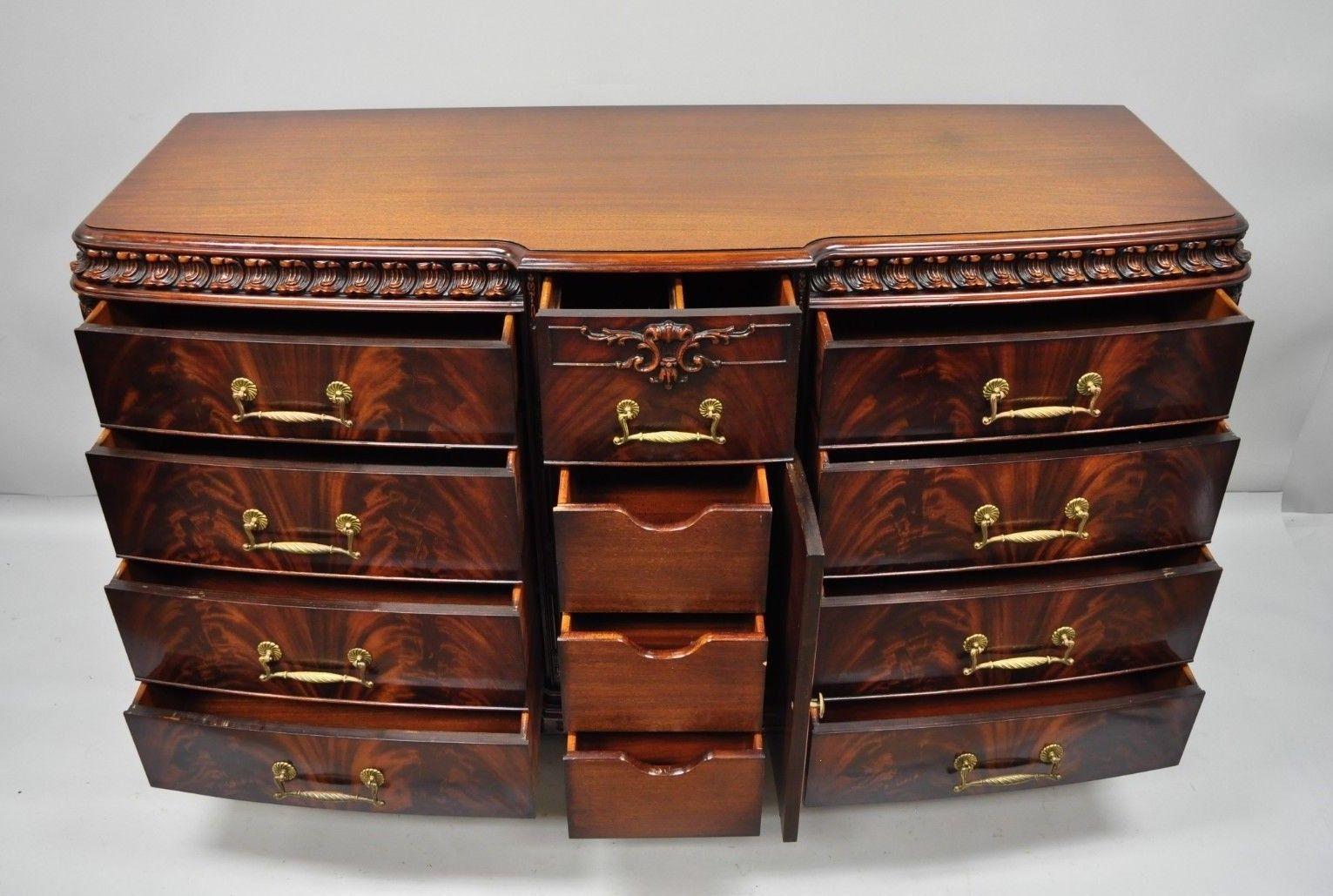 Chinese Chippendale Flame Mahogany Triple Dresser Chest & Mirror Detroit Furn For Sale 5