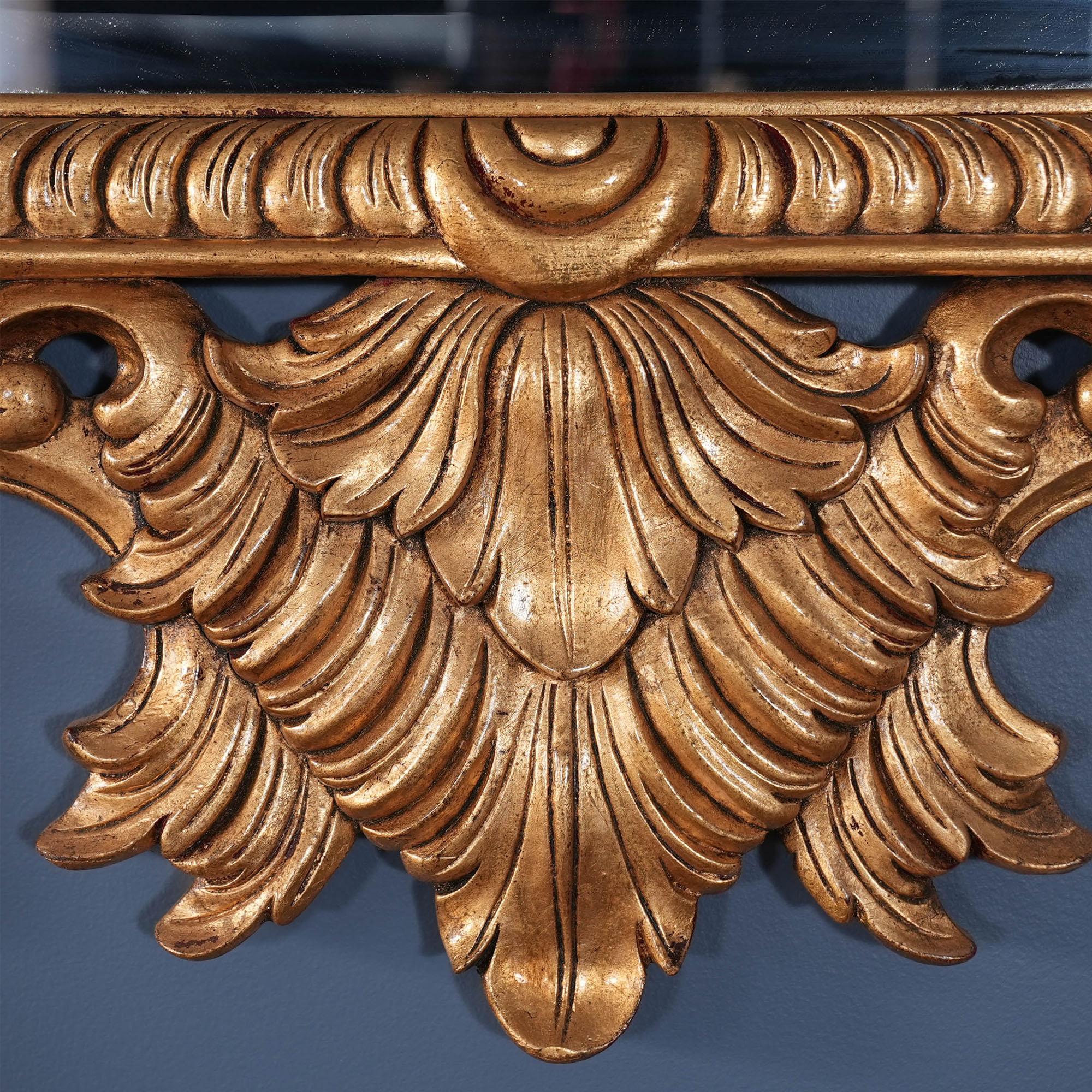 Indonésien Miroir Chippendale chinois à feuilles d'or en vente