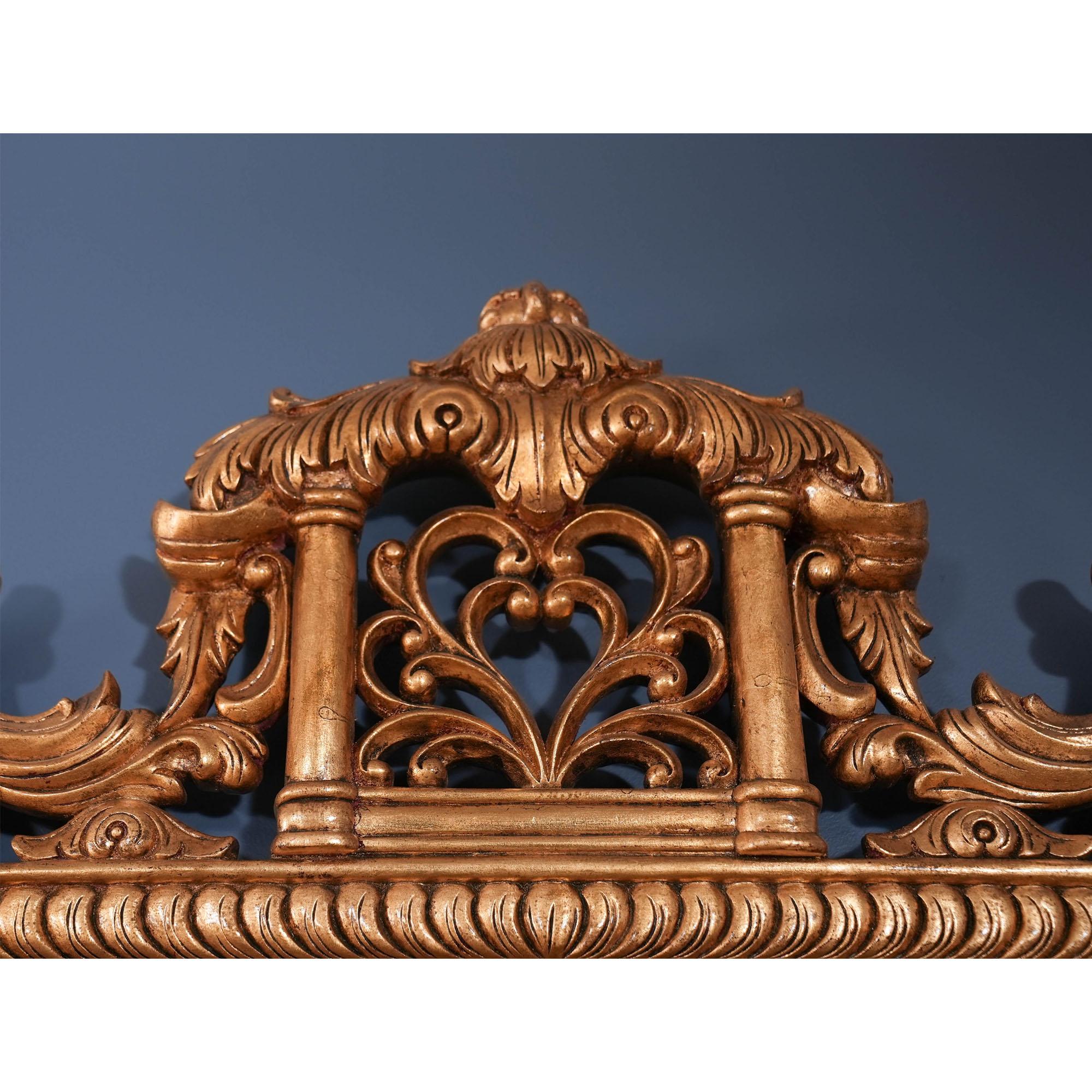 Miroir Chippendale chinois à feuilles d'or en vente 1