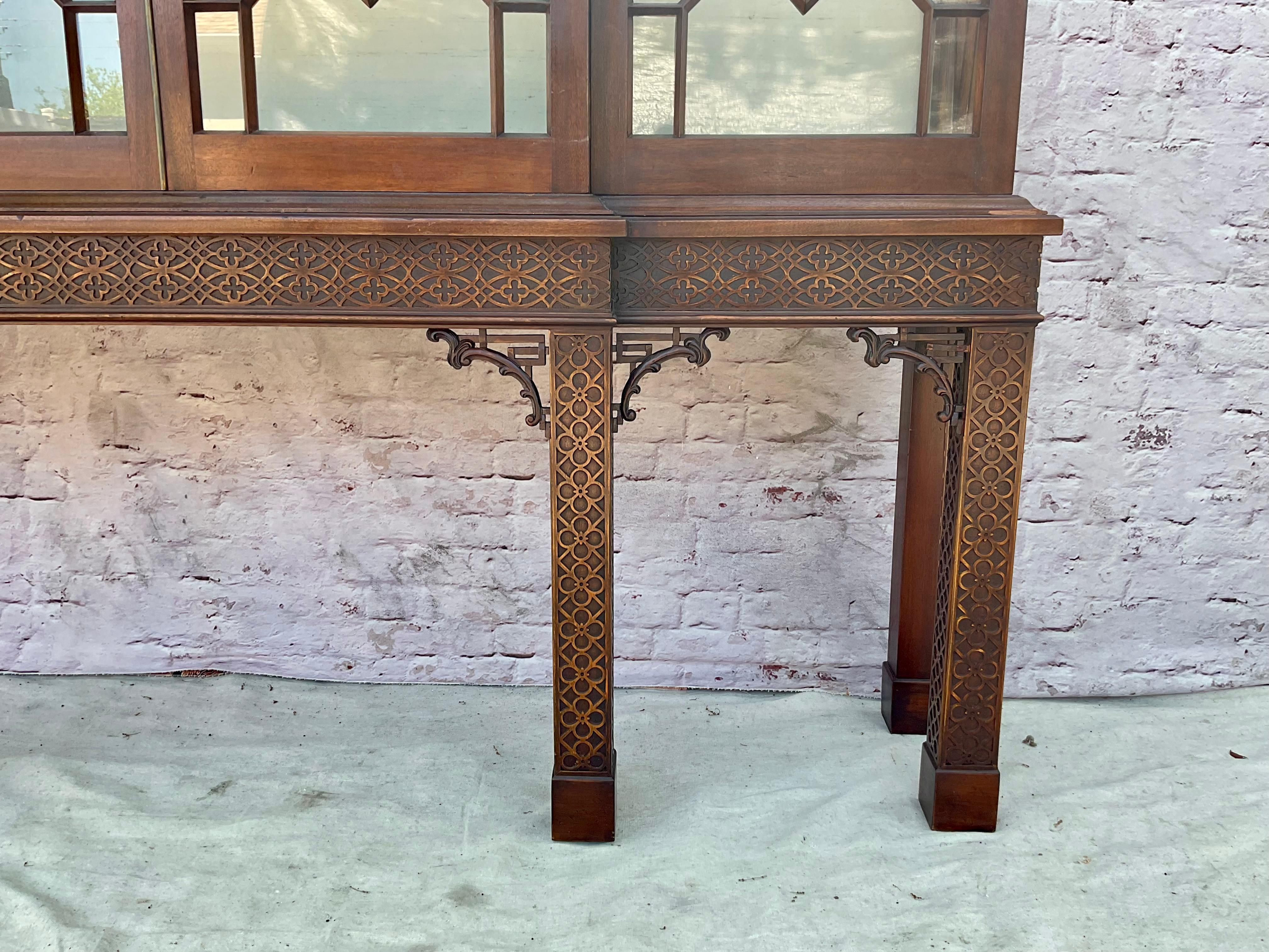 Chinese Chippendale Mahogany Pagoda Cabinet 7