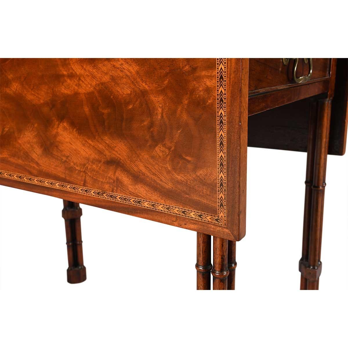 „Chinesischer Chippendale“ Pembroke-Tisch im Zustand „Gut“ im Angebot in Harrodsburg, KY