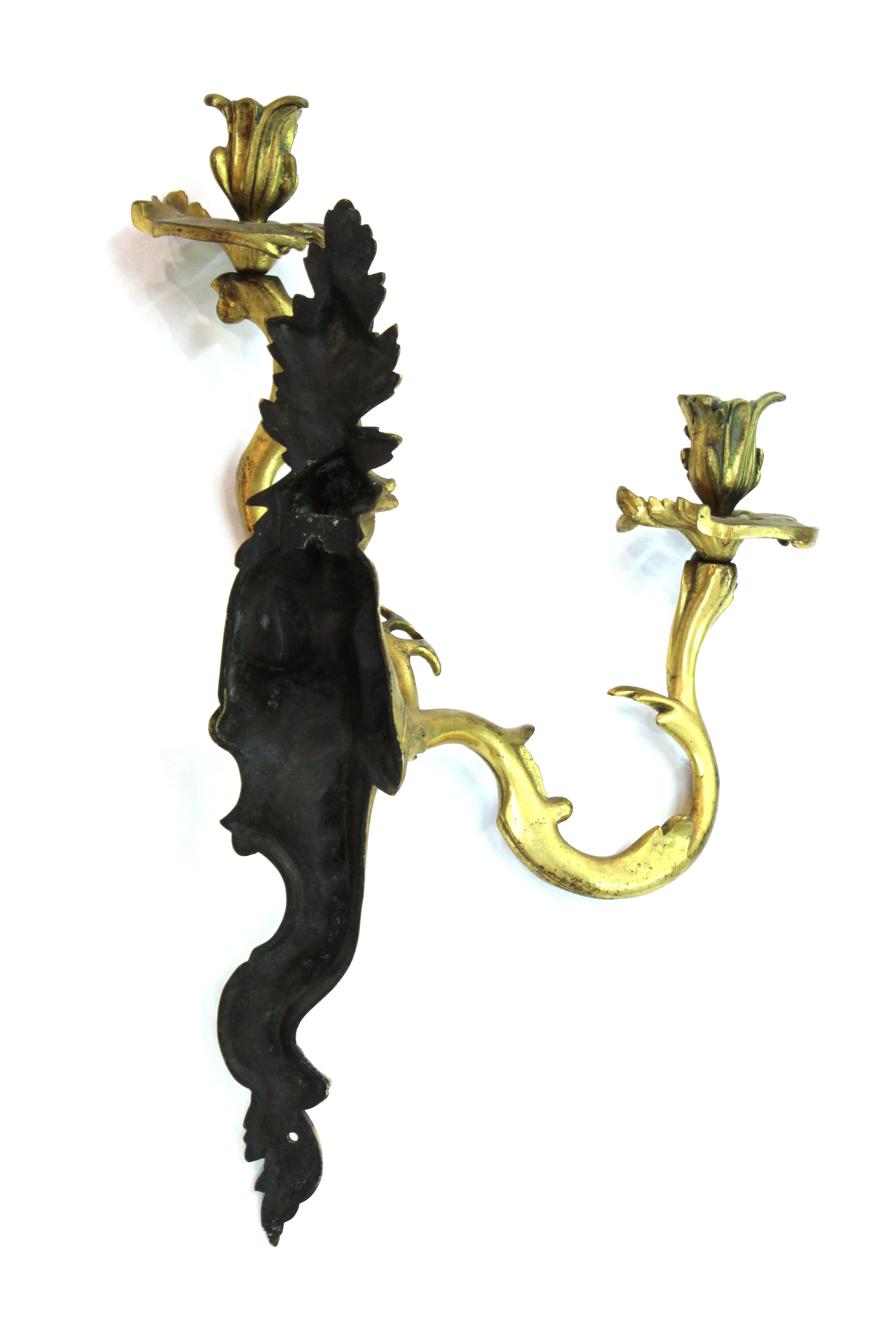 Chinese Chippendale Style Bronze Wall Sconces with Chinoiserie Figures 2