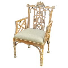 Chaise de bureau ou de toilette Julia Gray Bergere en pin cérusé de style Chippendale chinois