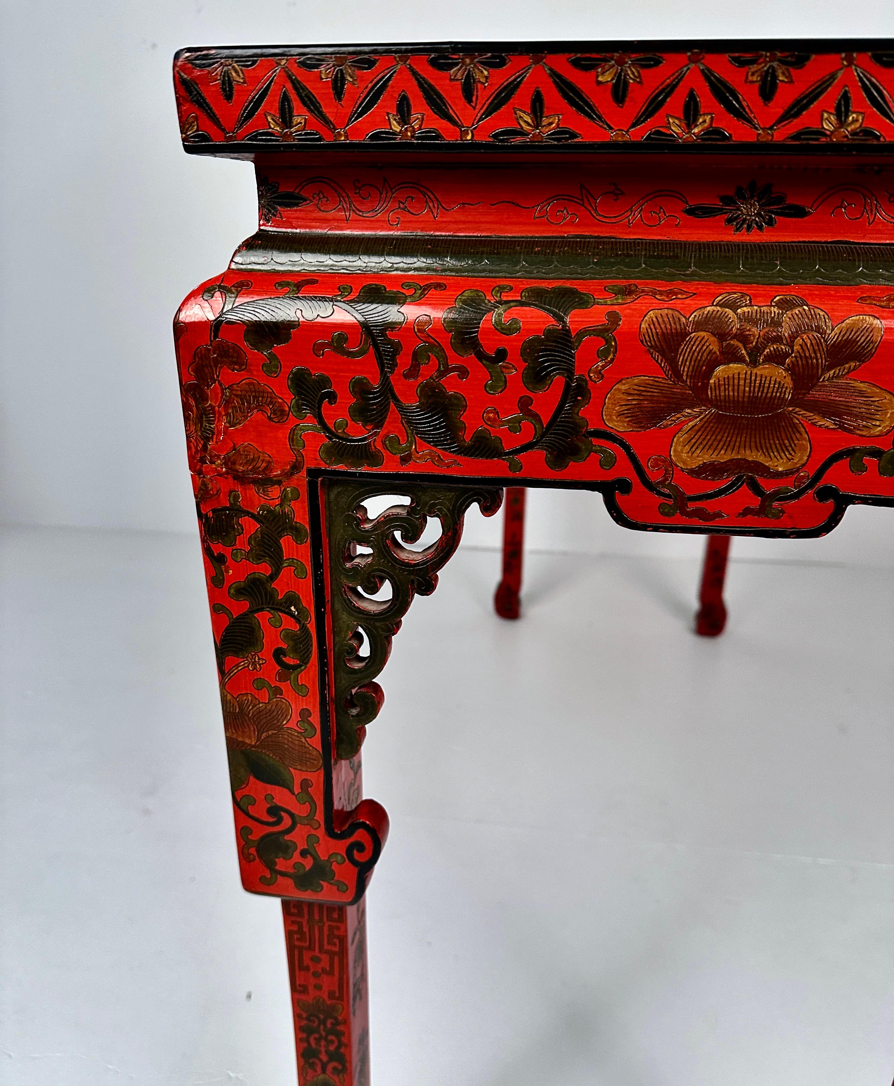 Chinese Chippendale Style Console Table w/ Lacquered Chinoiserie Decoration For Sale 5