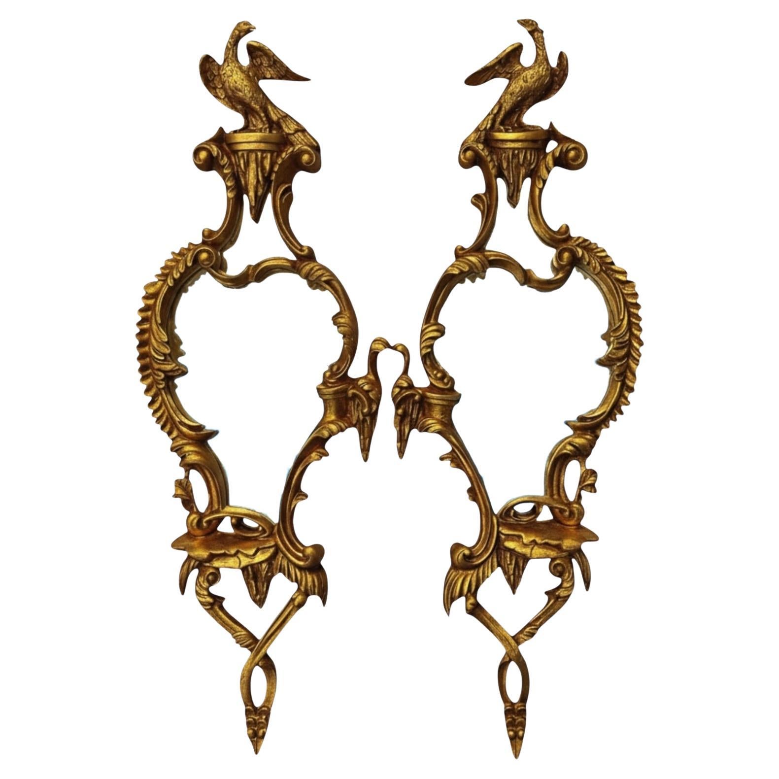 Chippendale chinois Miroirs muraux dorés de style Chippendale avec oiseaux Ho Ho opposés - Paire en vente