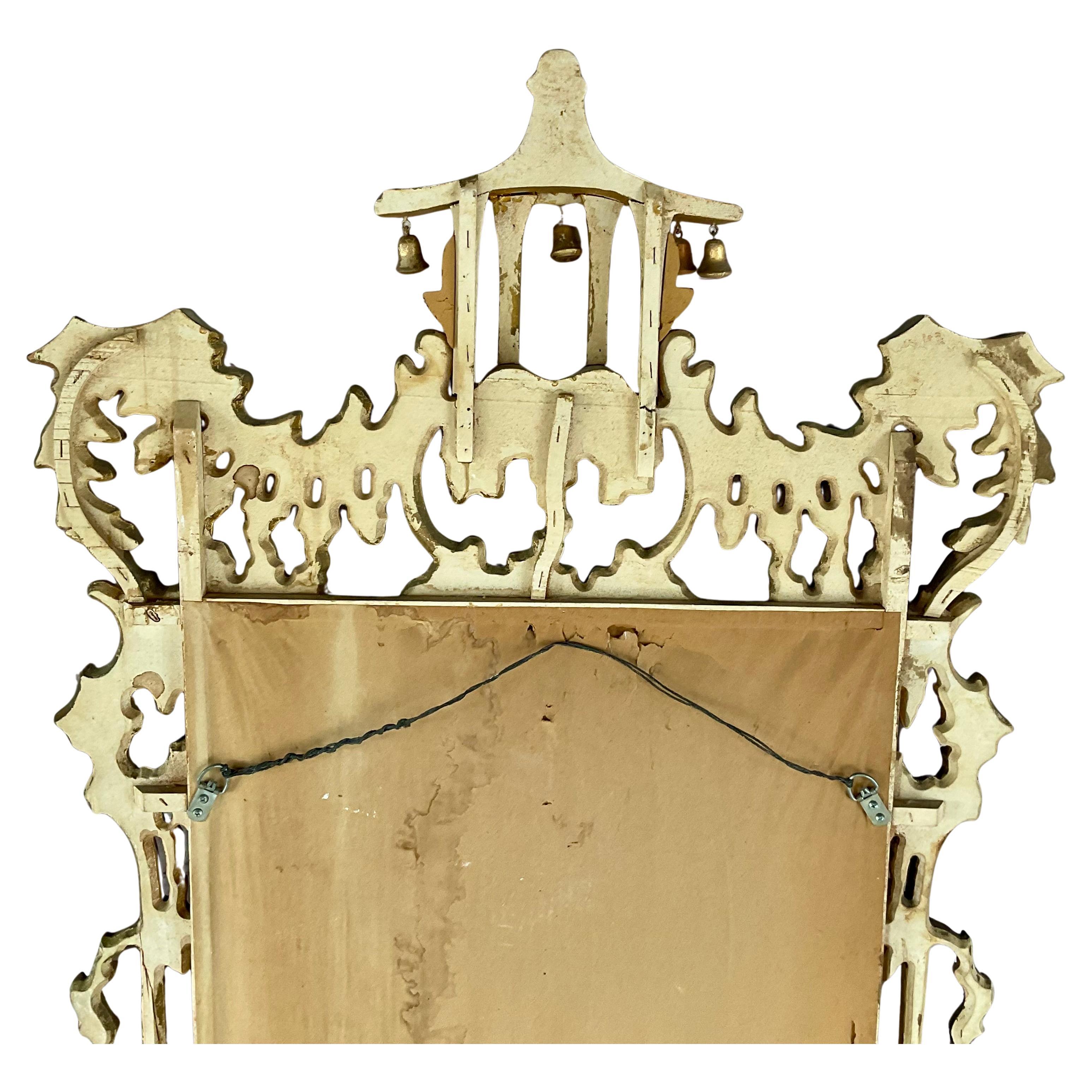 Miroir chinois de style Chippendale en bois doré en vente 2