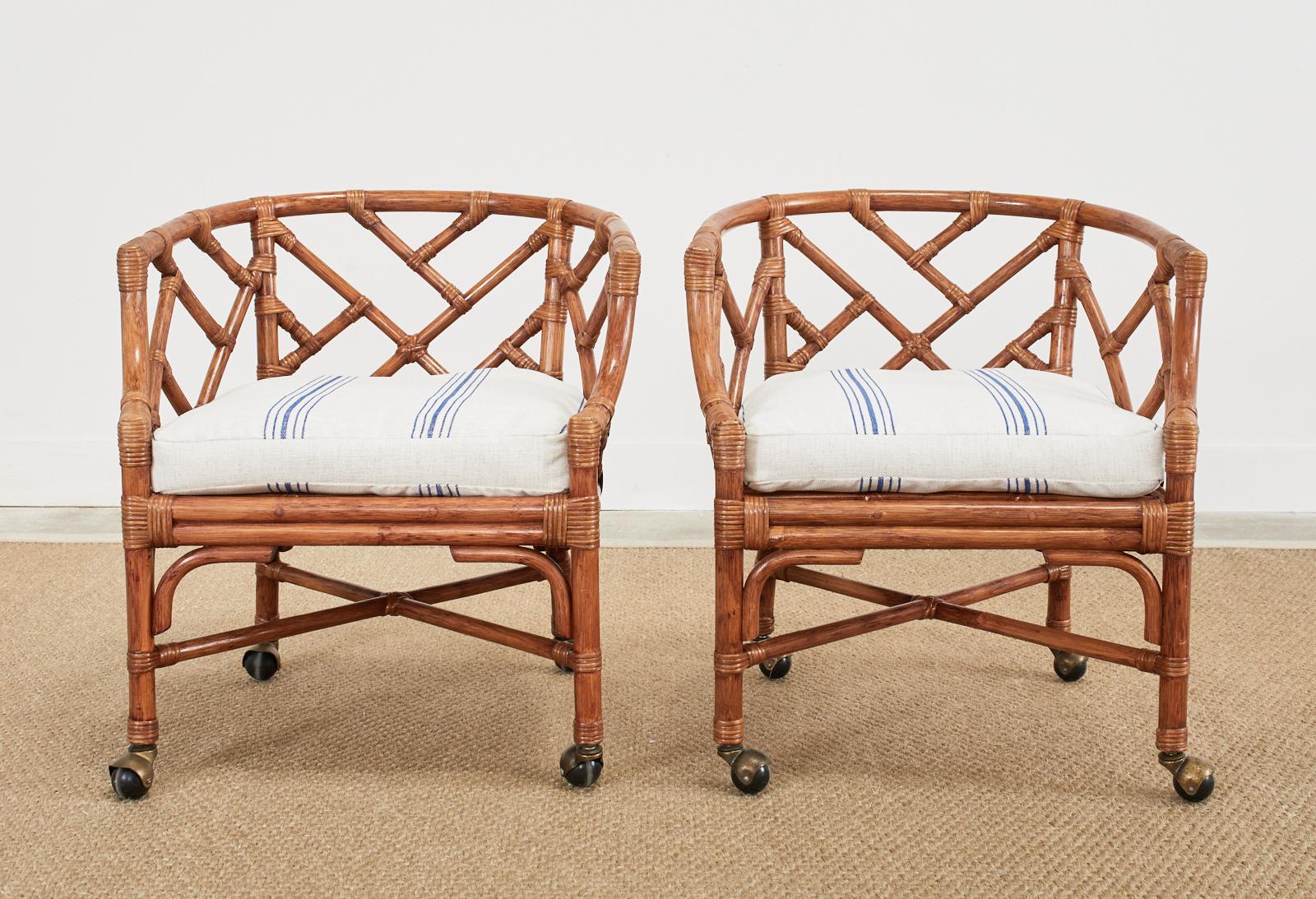 20th Century Chinese Chippendale Style Rattan Barrel Dining Chairs and Table