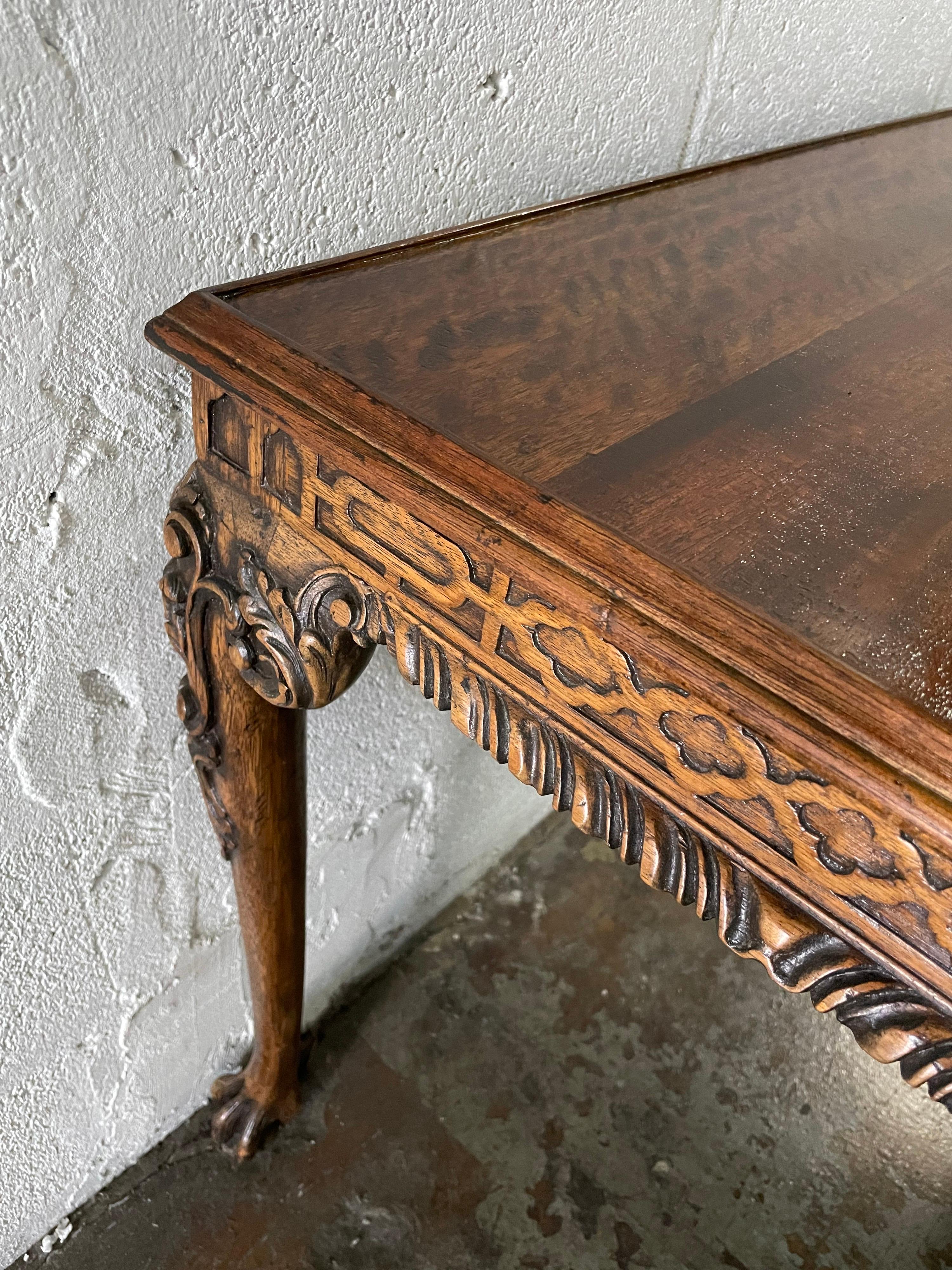 Chinesischer Teetisch im Chippendale-Stil im Angebot 2
