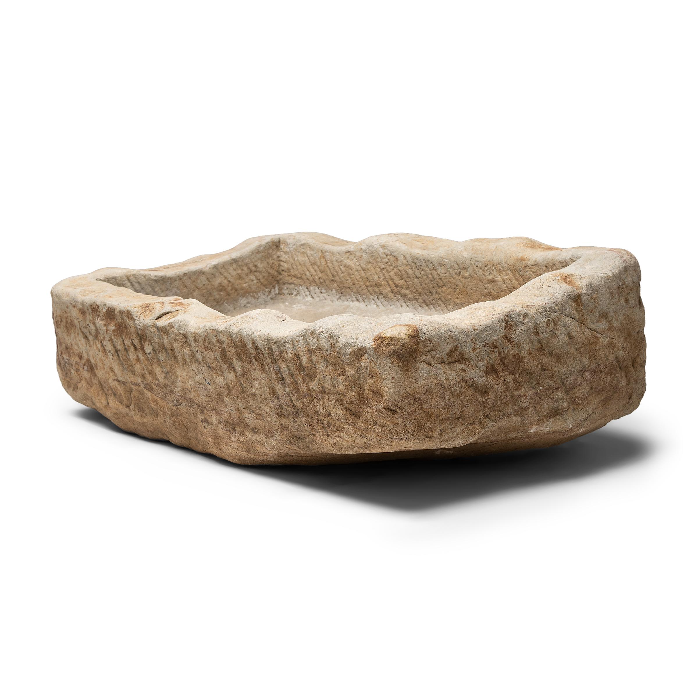 Chinese Chiseled Stone Trough, circa  1900 In Good Condition For Sale In Chicago, IL