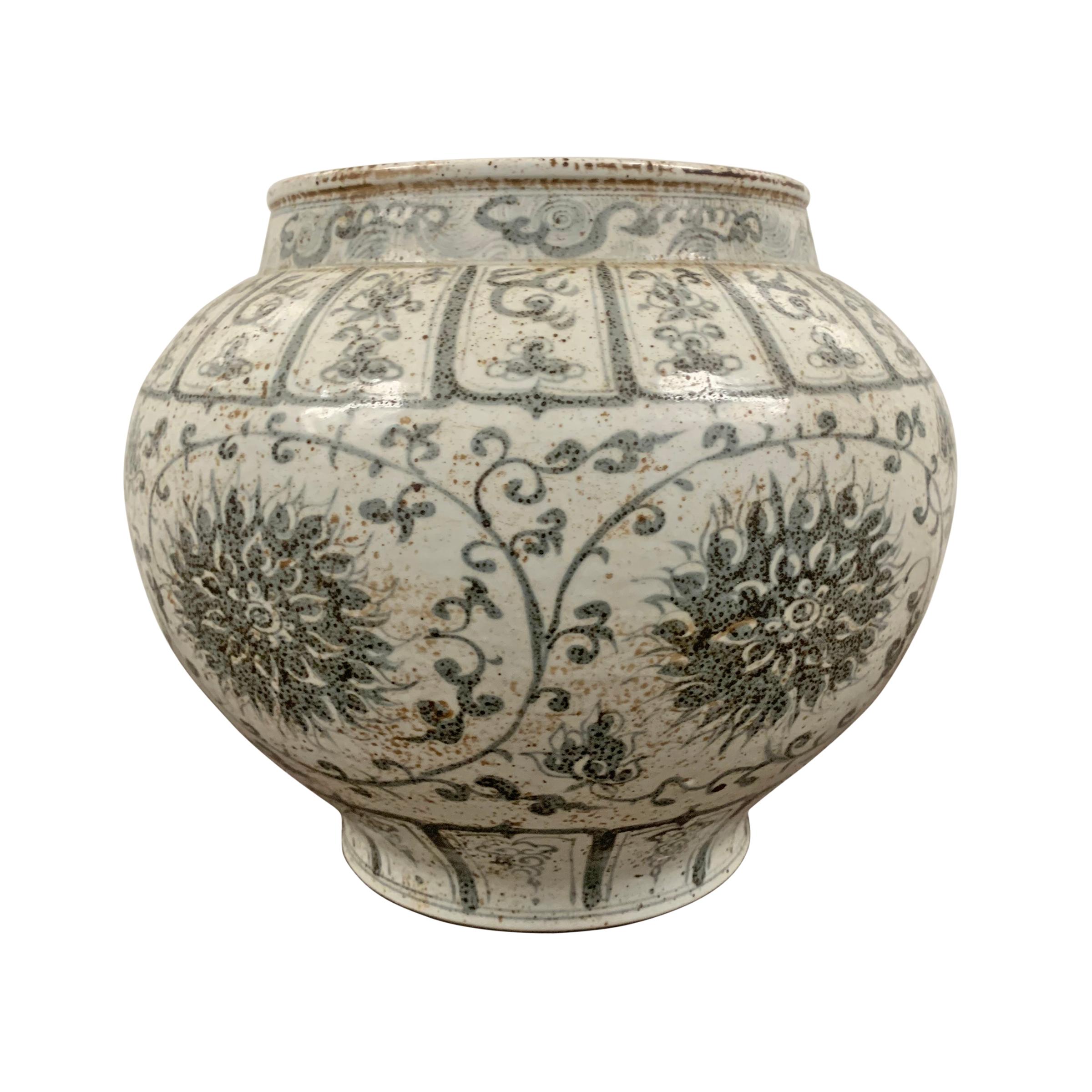 Glazed Chinese Chrysanthemum Jar