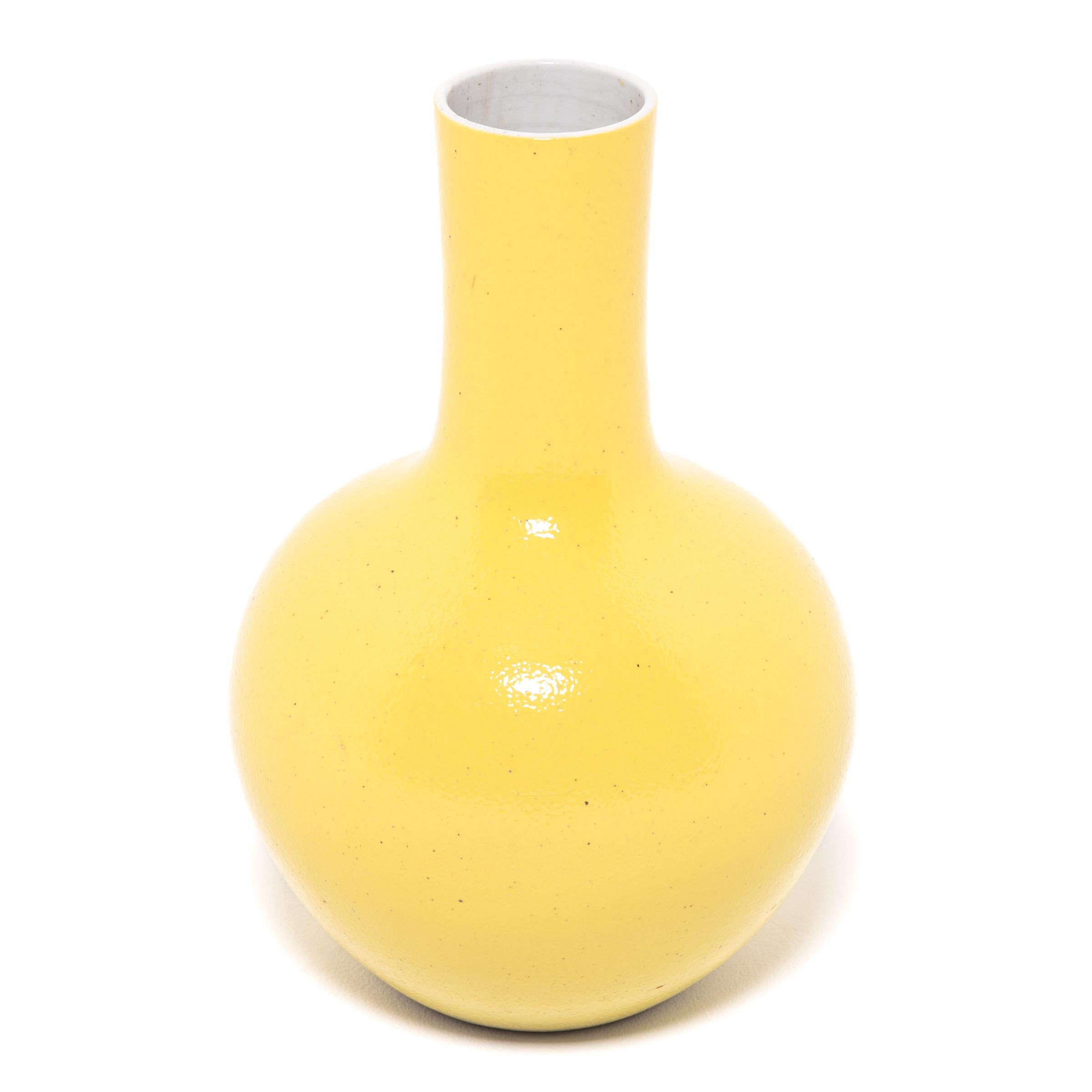 Chinese Citron Yellow Bottleneck Vase For Sale