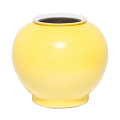 Chinese Citron Yellow Round Onion Vase