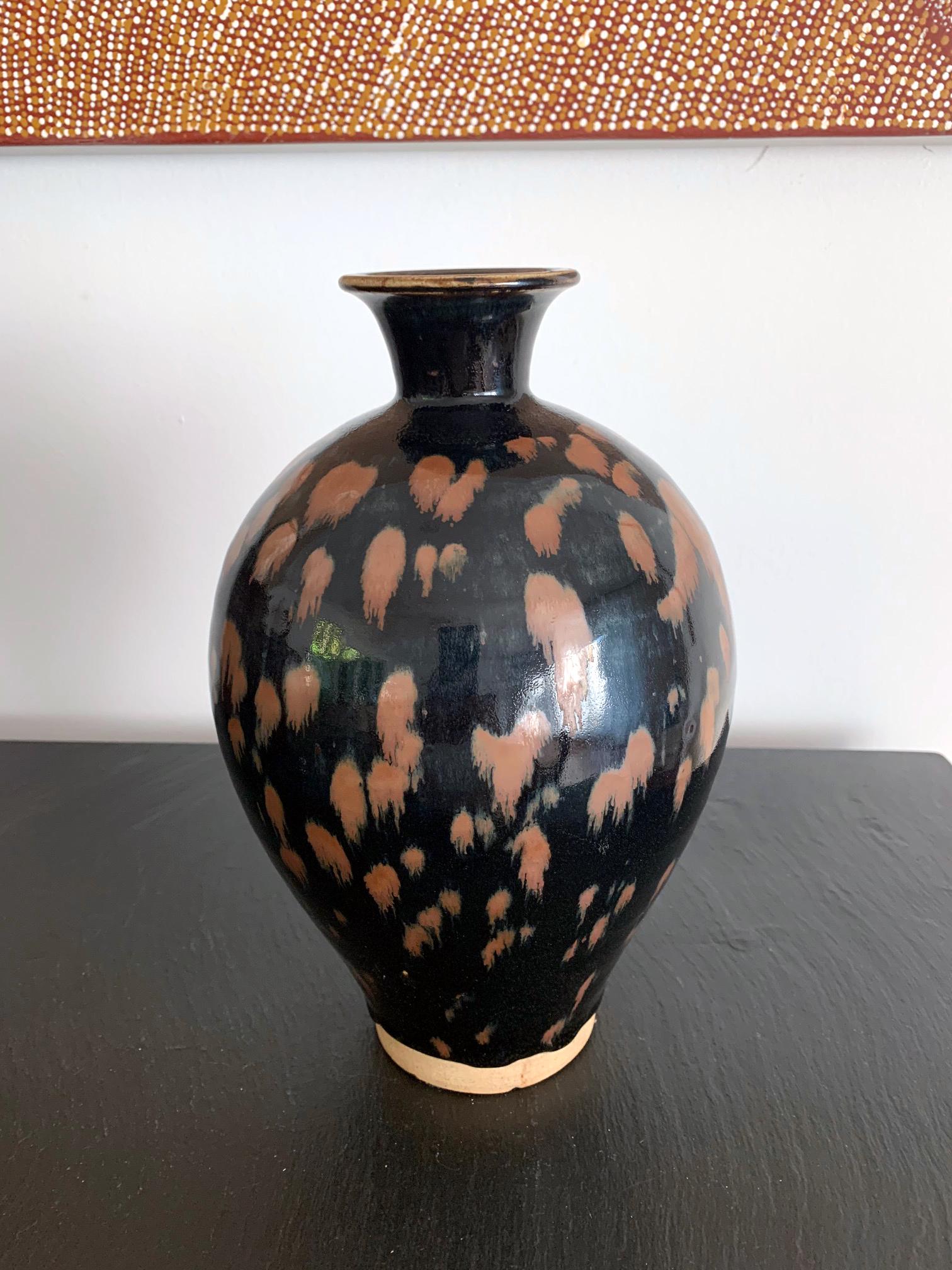 Chinese Cizhou Ceramic Vase with Russet Splash Glaze In Good Condition In Atlanta, GA