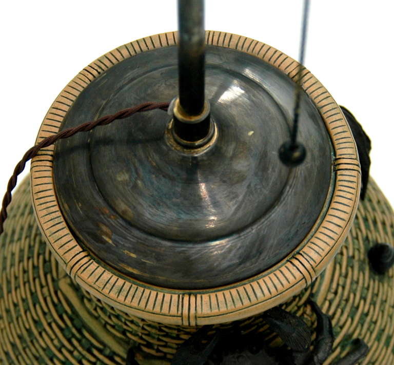 Asiatische Vase aus Ton Tischlampe (Chinesisch) im Angebot