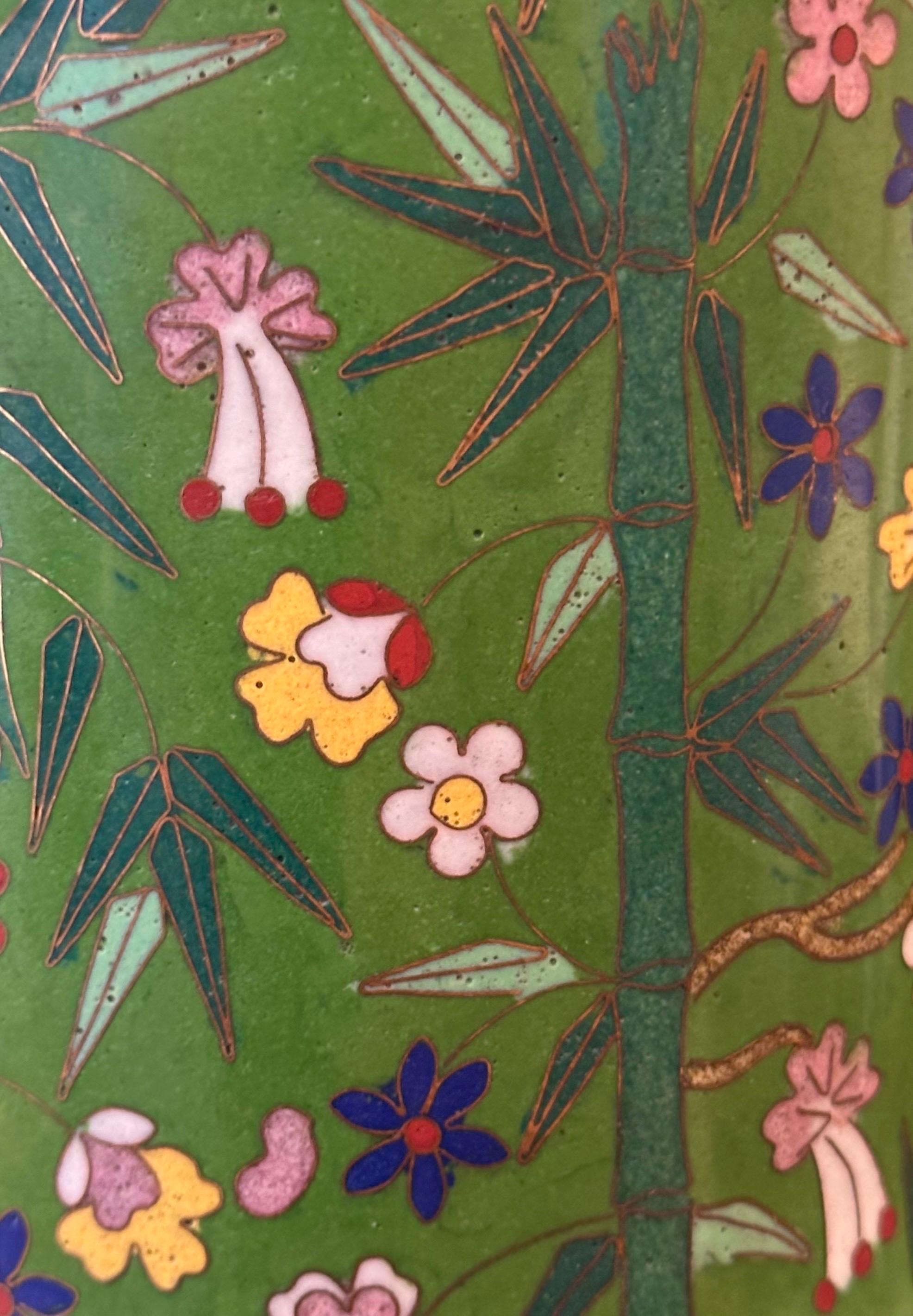 Jarrón chino de cloisonné 