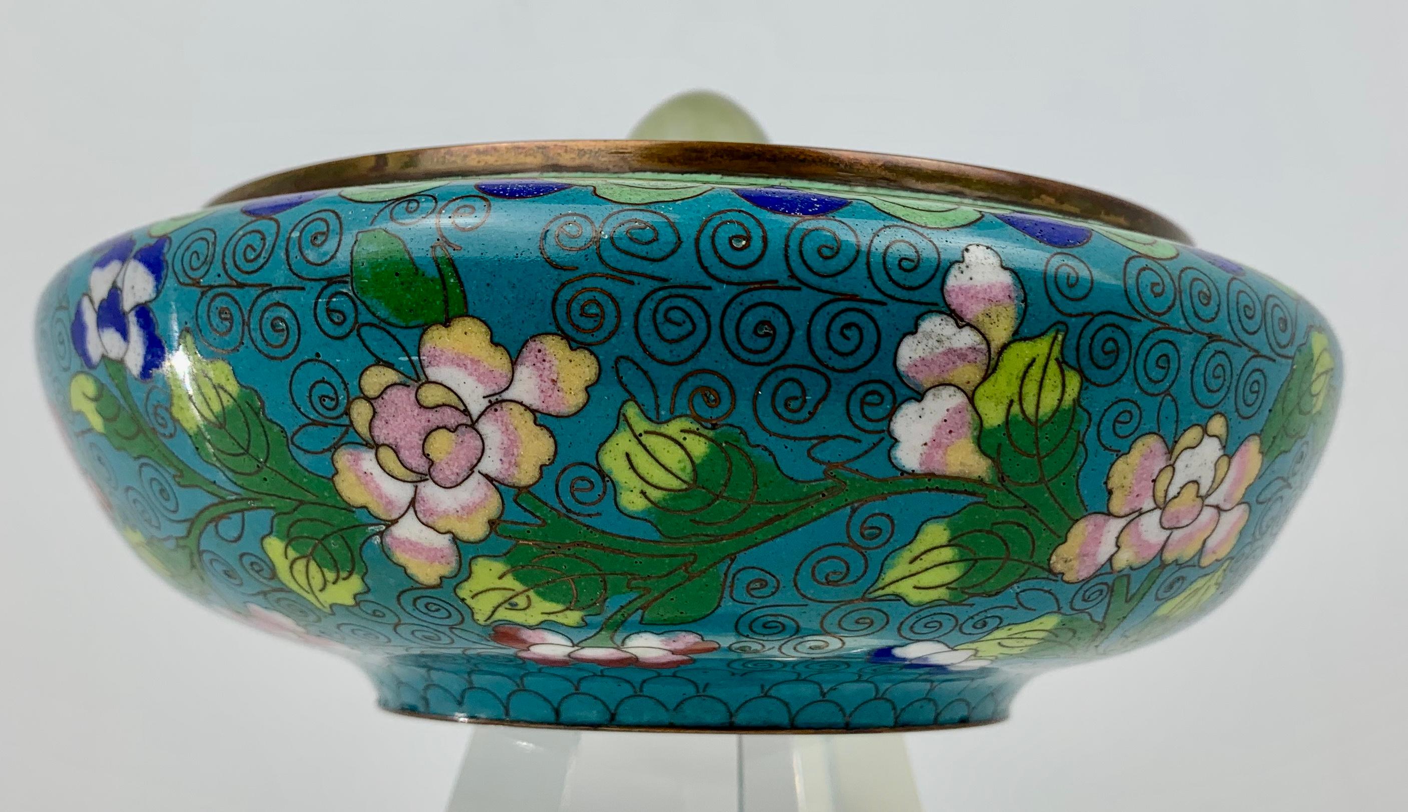 Turquoise Cloisonné Bowl with Jade Cover-China, c. 1920 In Good Condition For Sale In West Palm Beach, FL