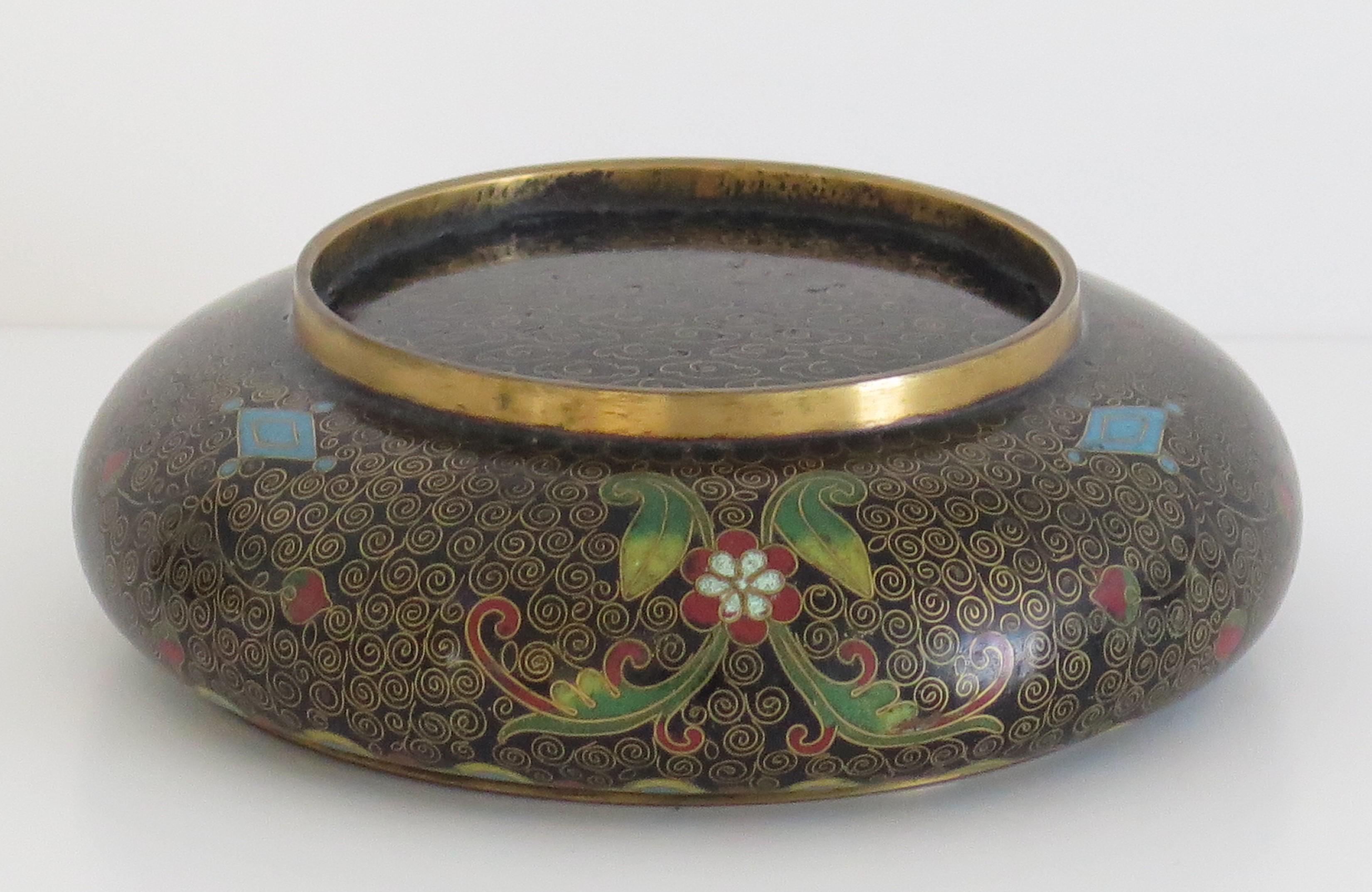 Chinese Cloisonné Bowl with Ruji Head Borders 'B', Qing, circa 1840 1