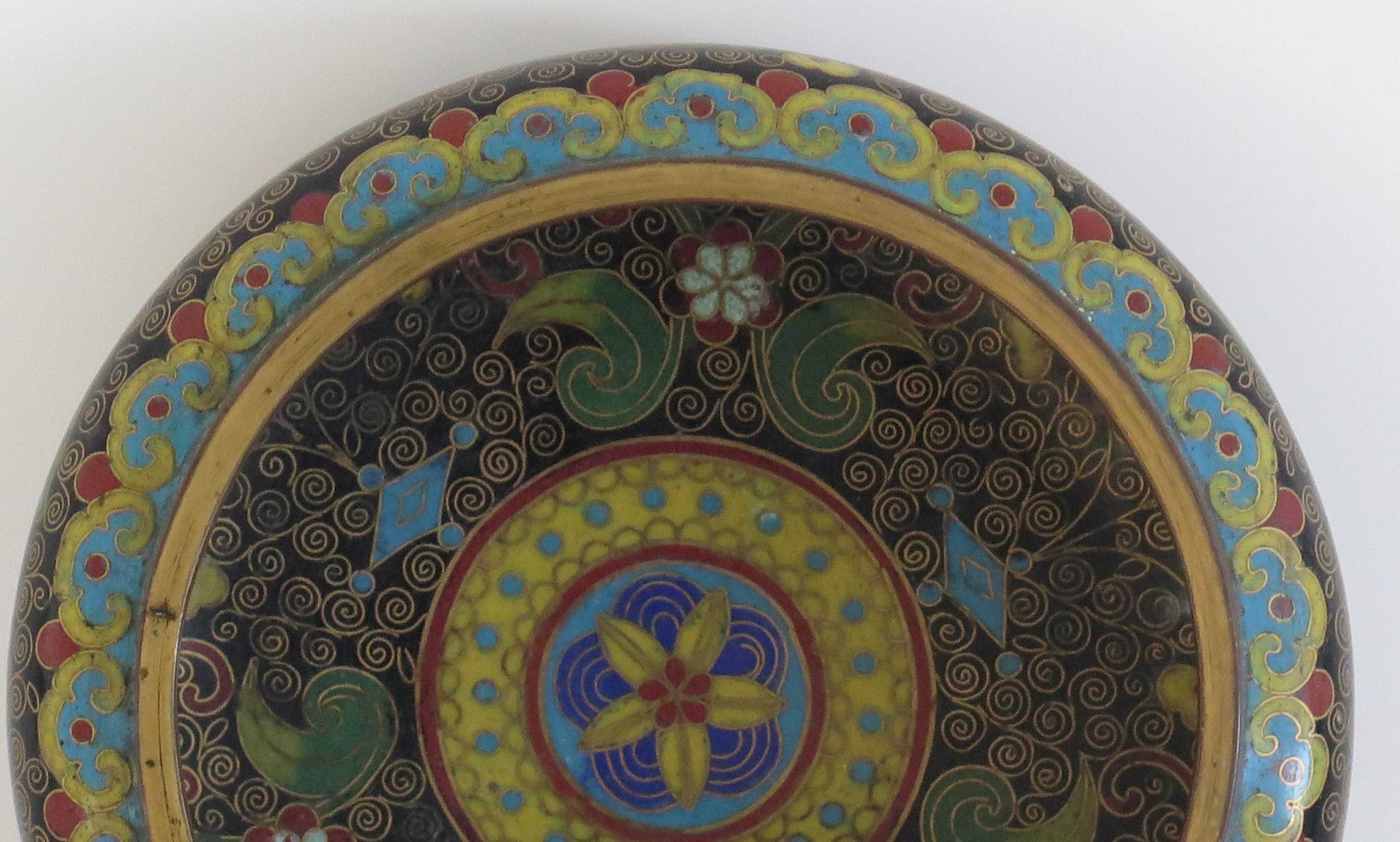 19th Century Chinese Cloisonné Bowl with Ruji head borders, Qing Circa 1840 For Sale