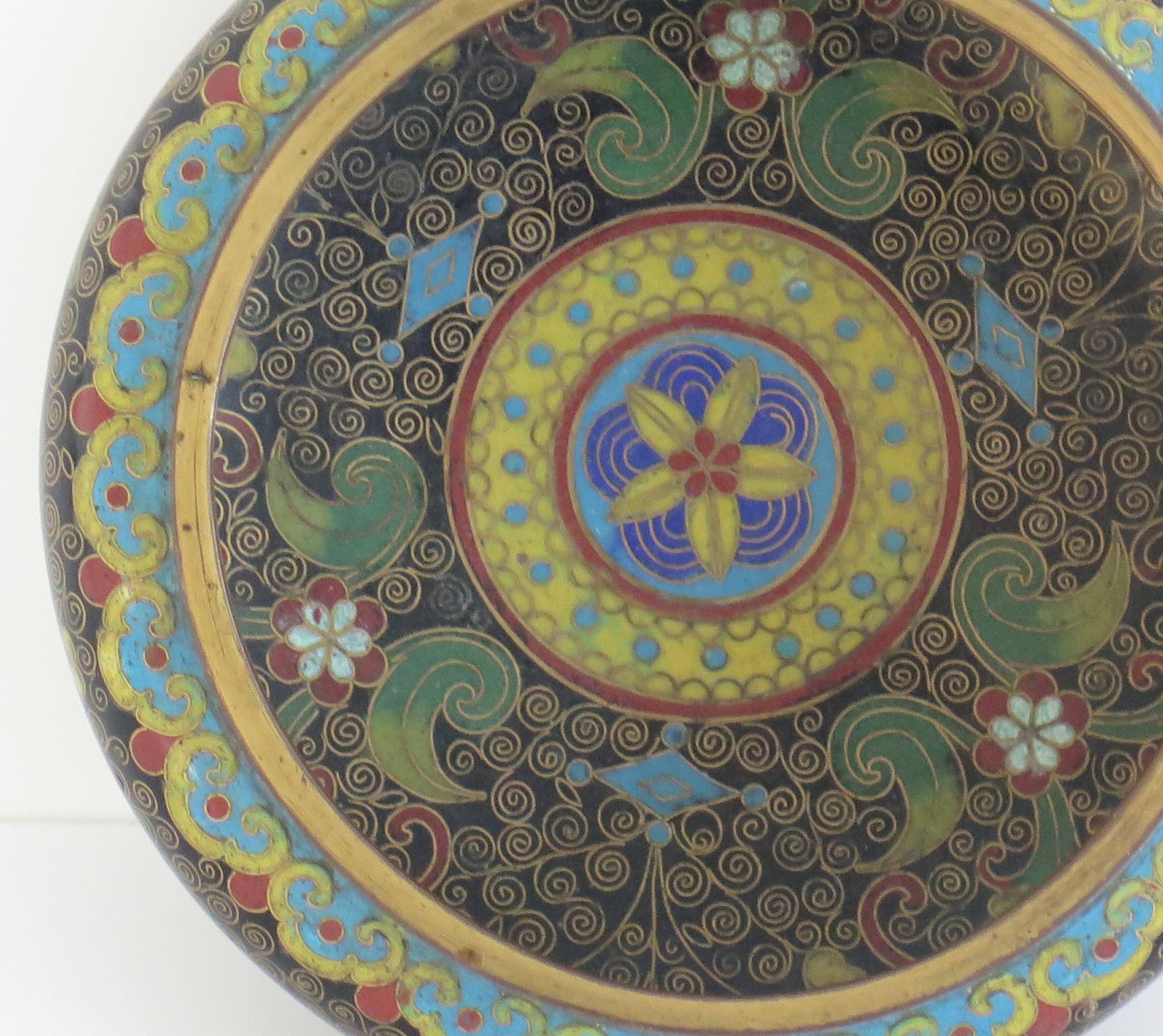 Chinese Cloisonné Bowl with Ruji head borders, Qing Circa 1840 For Sale 2