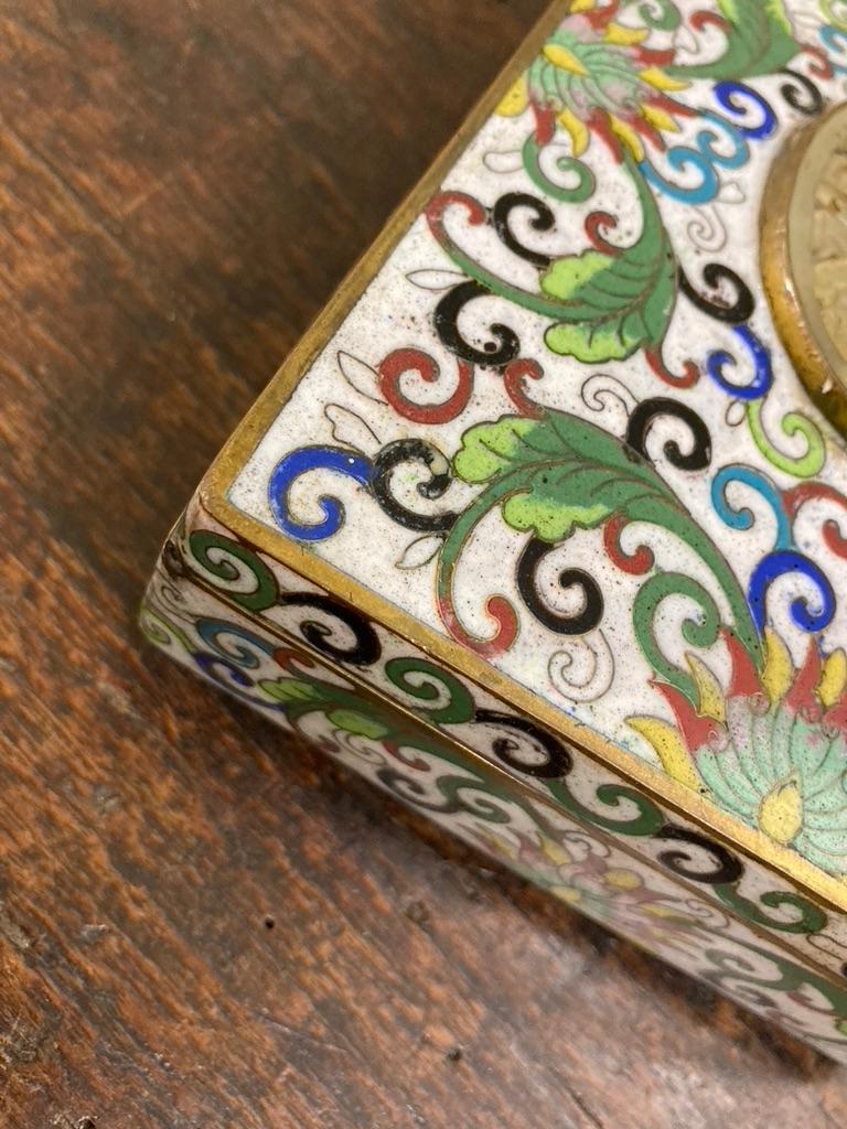 Chinese Cloisonne Box with Carved Jade Inset Medallion For Sale 6