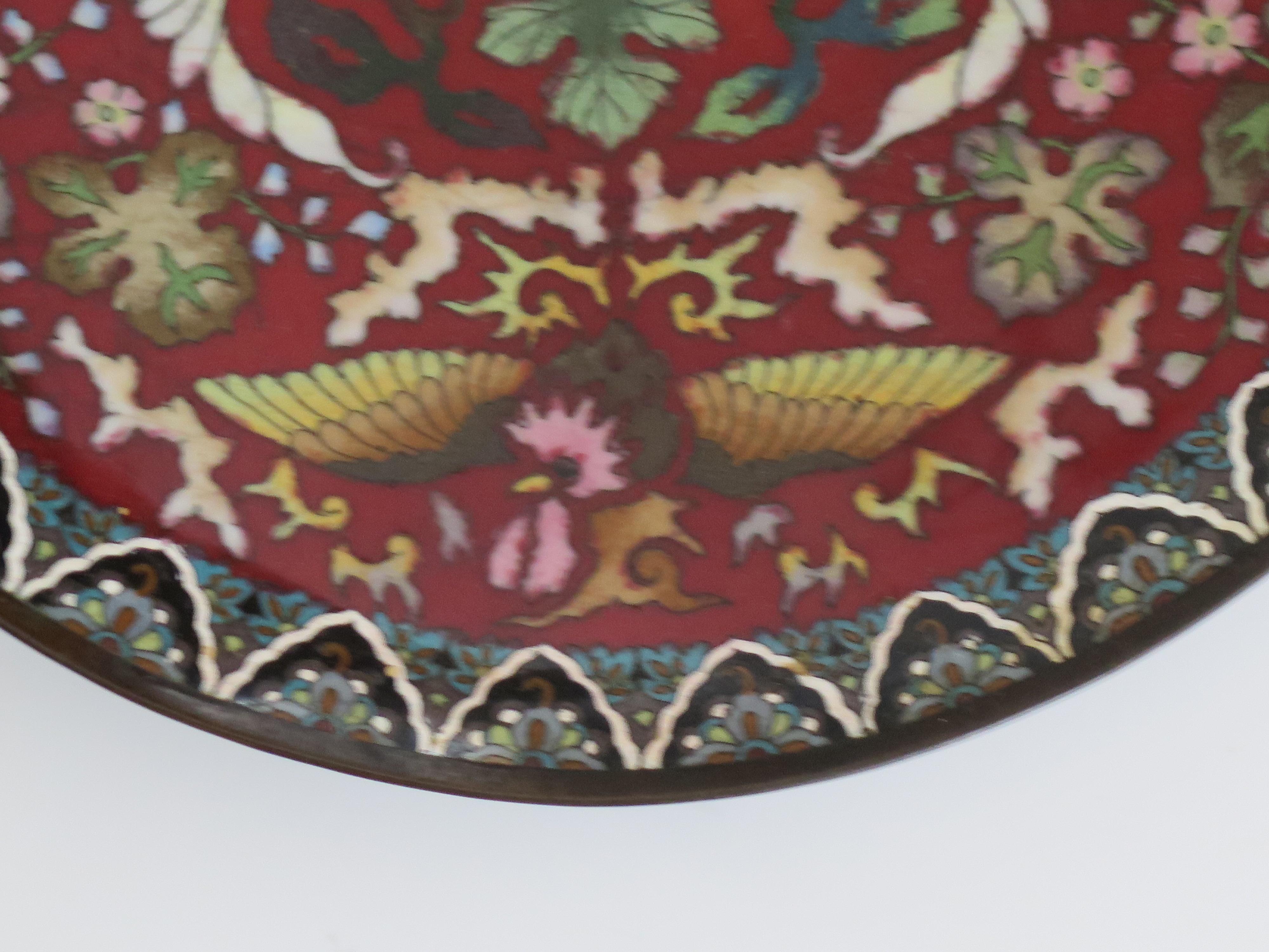 Chinesisch Cloisonné Charger oder große Platte feines Detail, Mitte des 19. im Angebot 6