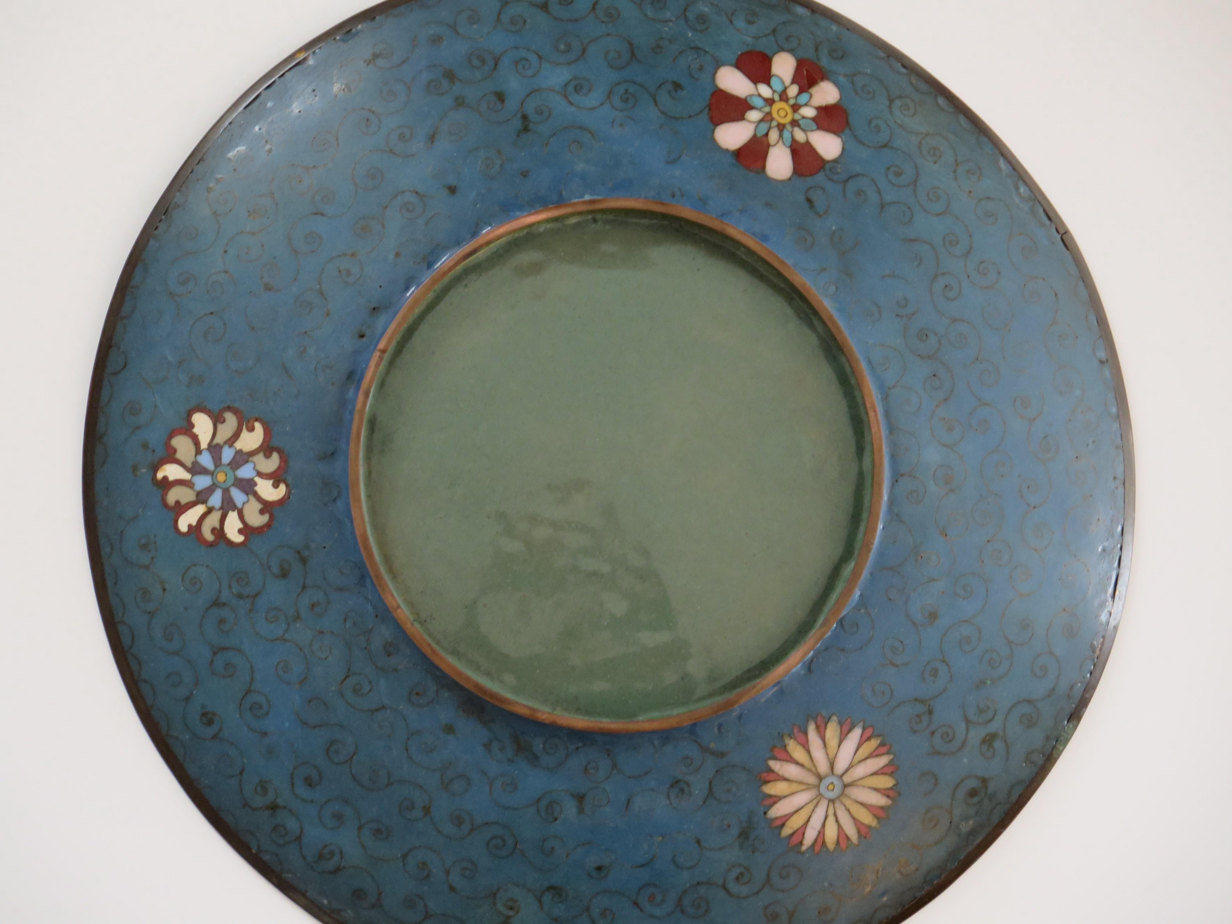 Chinese Cloisonné Charger or Large Plate fine detail, Mid-19th Century For Sale 11