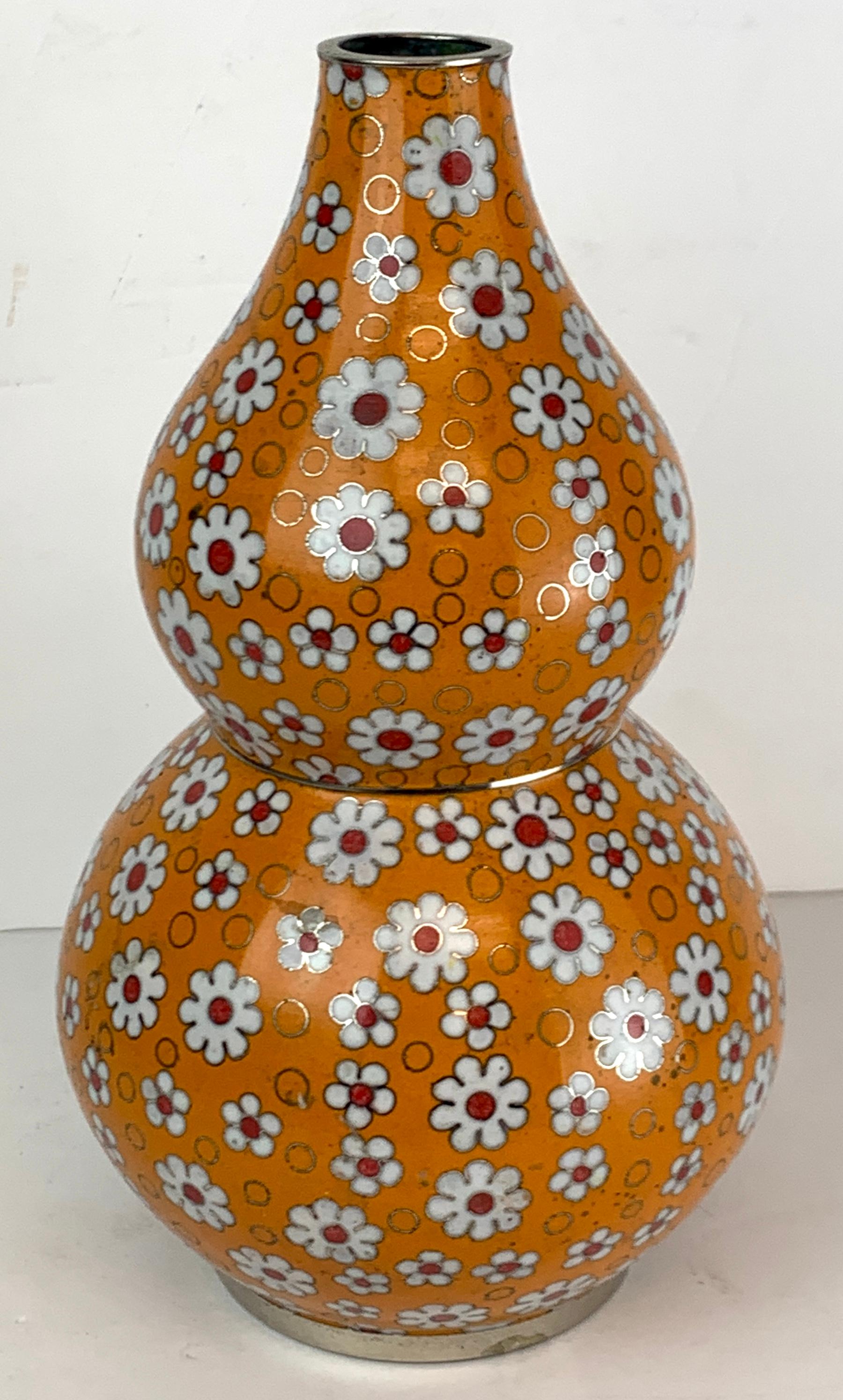 Chinese Cloisonné Daisy Motif Double Gourd Vases Attributed, Fabienne Jouvine 2