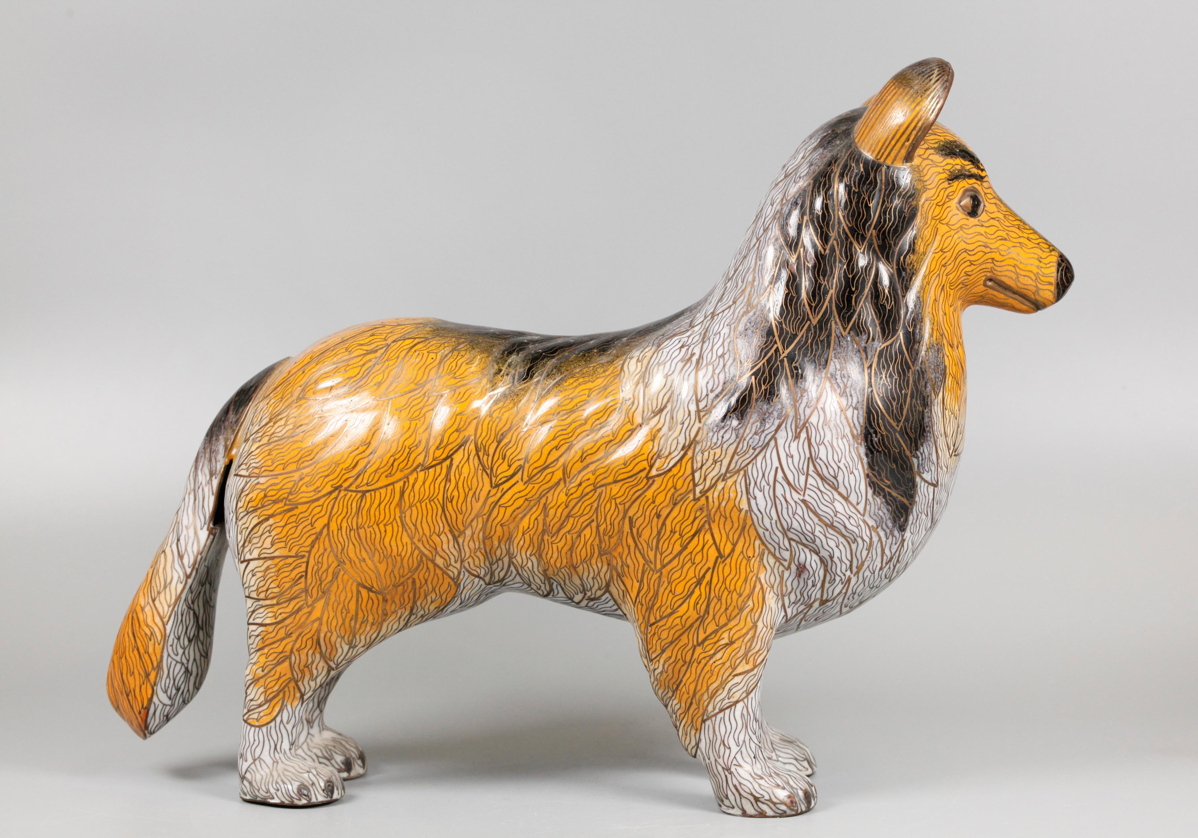 Chinesischer Cloisonné-Hund im Zustand „Gut“ im Angebot in New York, NY