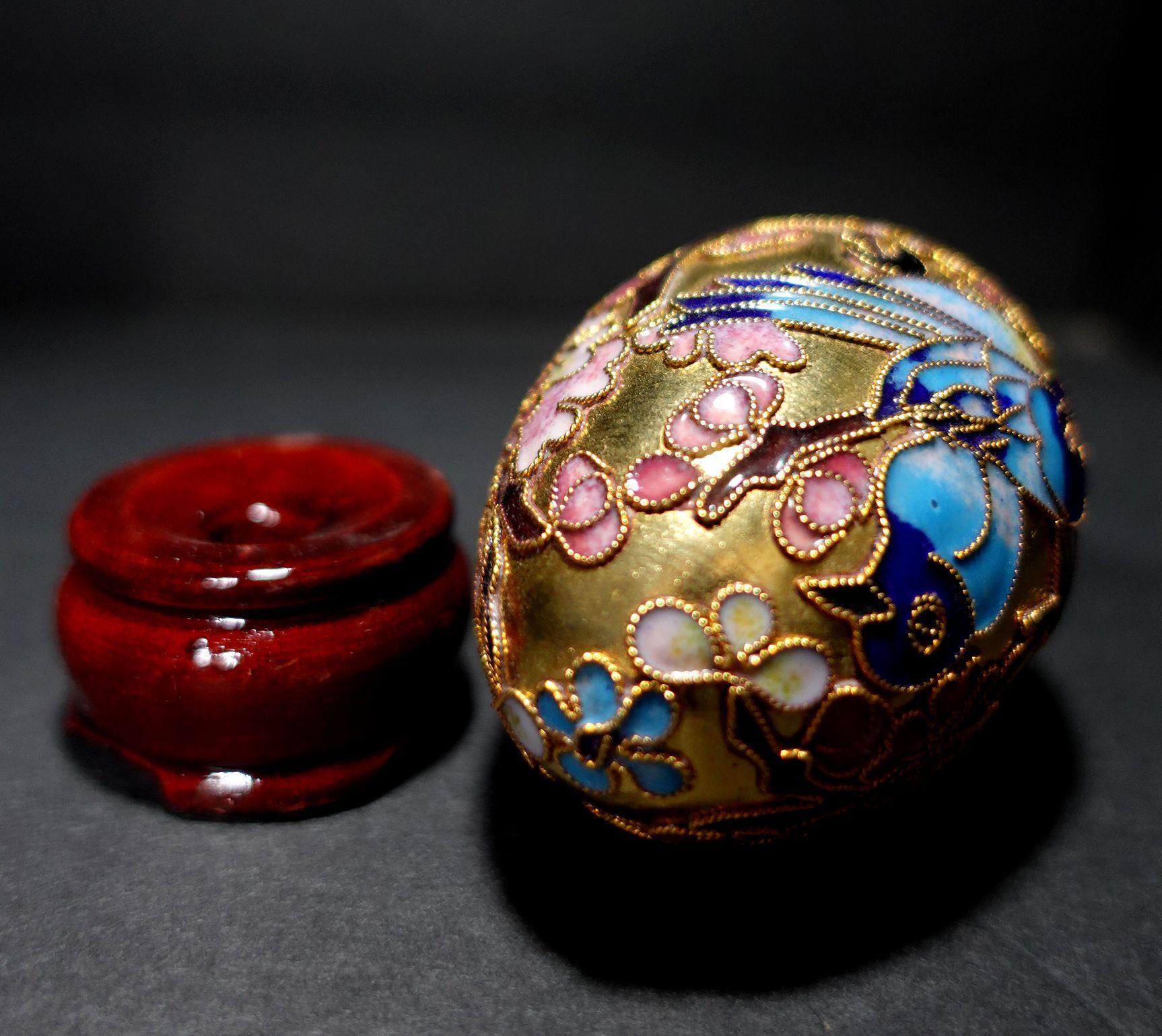 Chinese Export Chinese Cloisonné Enamel Egg 