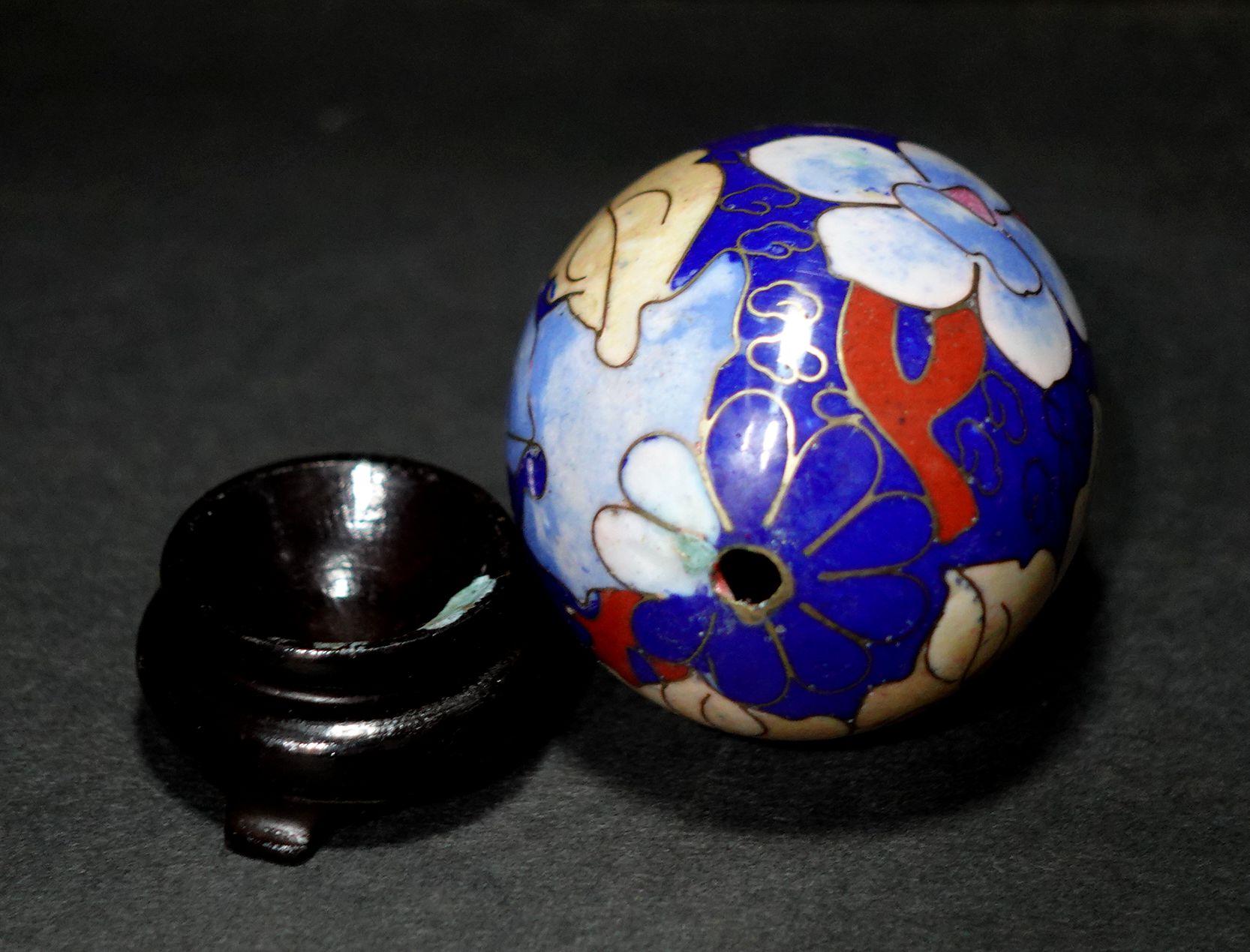 Chinese Export Chinese Cloisonné Enamel Egg 