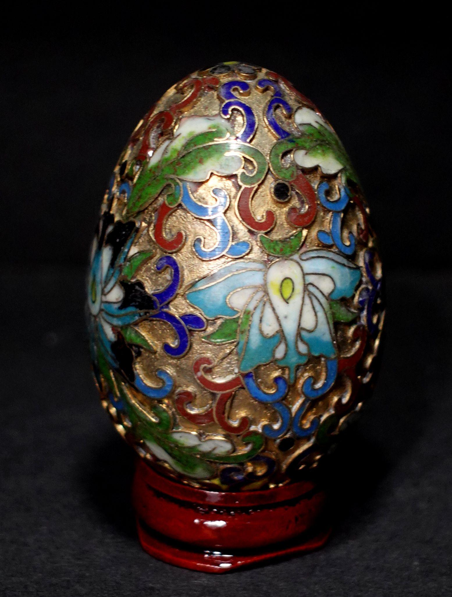 Cloissoné Chinese Cloisonné Enamel Egg 