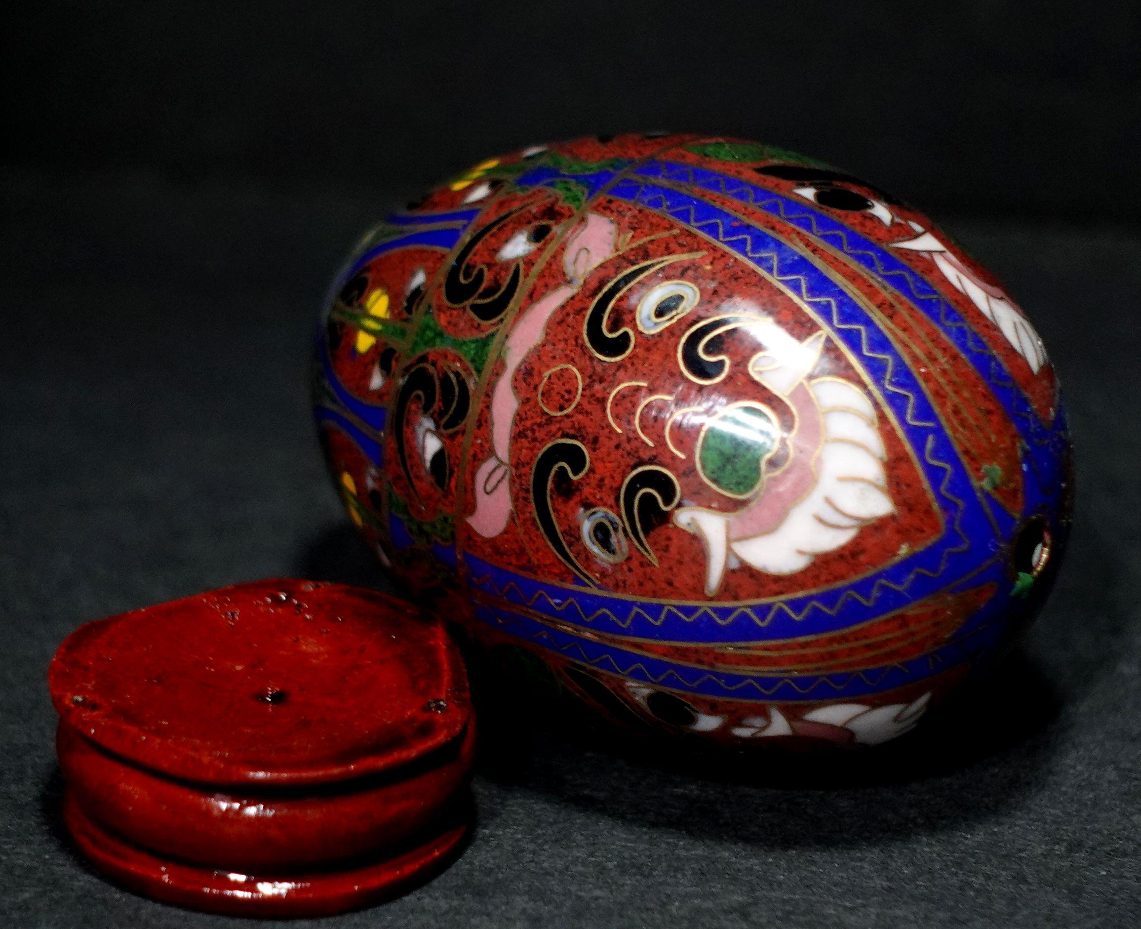 Chinese Export Chinese Cloisonné Enamel Egg 