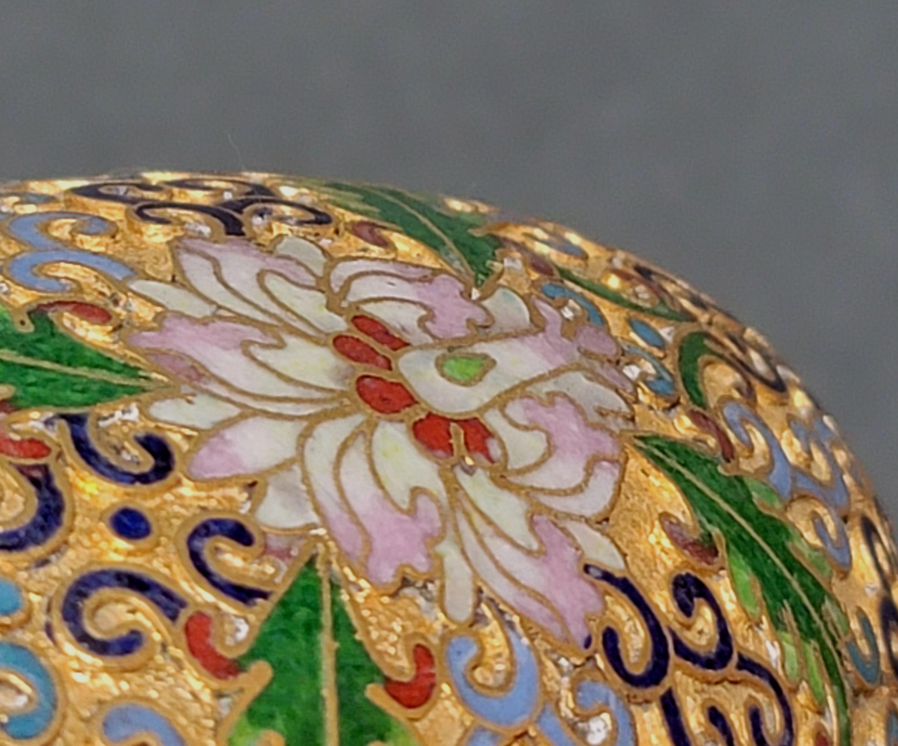 Chinese Cloisonné Enamel Egg with Wood Stand, Early 20 Century 1