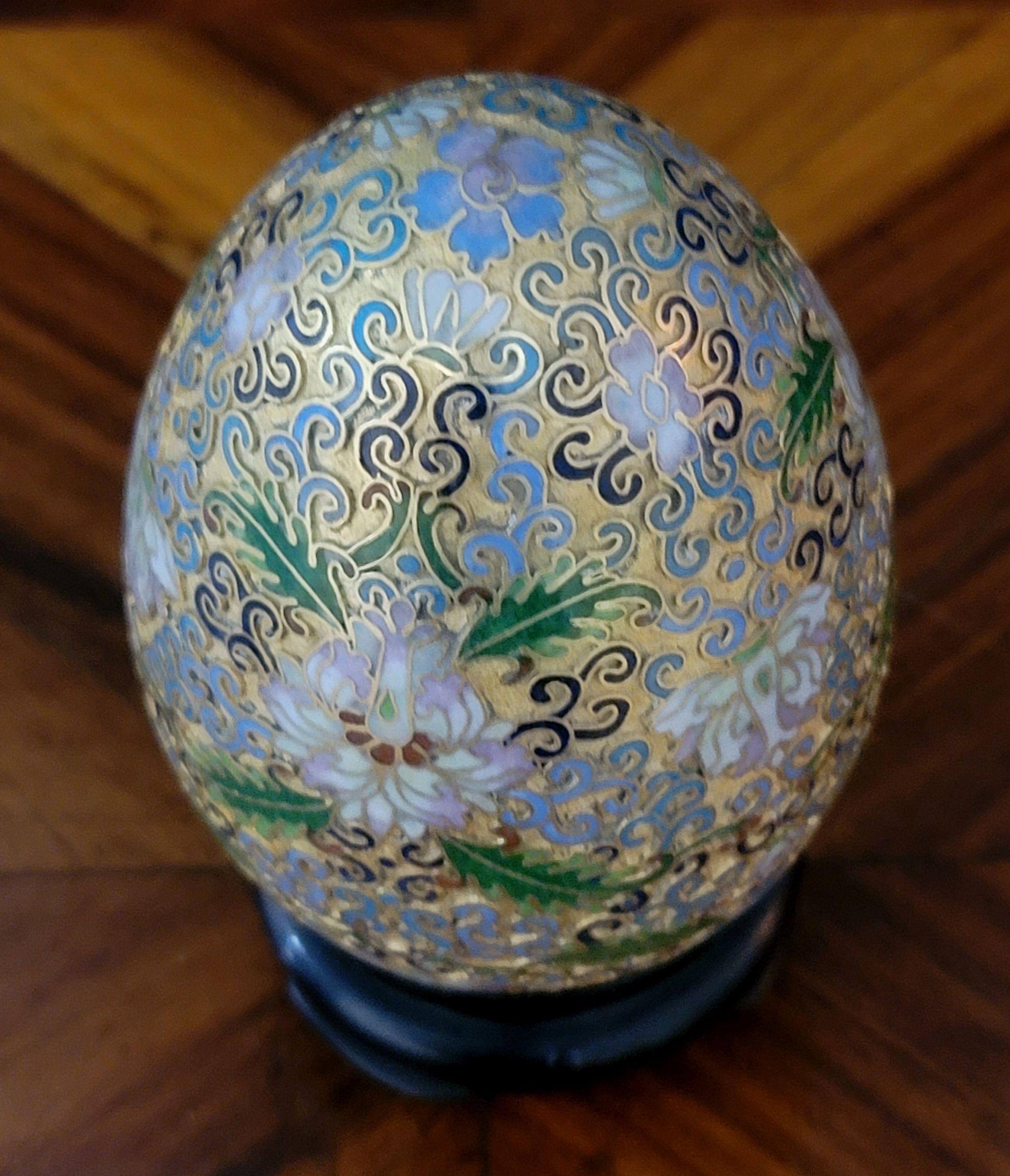 Chinese Export Chinese Cloisonné Enamel Egg with Wood Stand, Early 20 Century