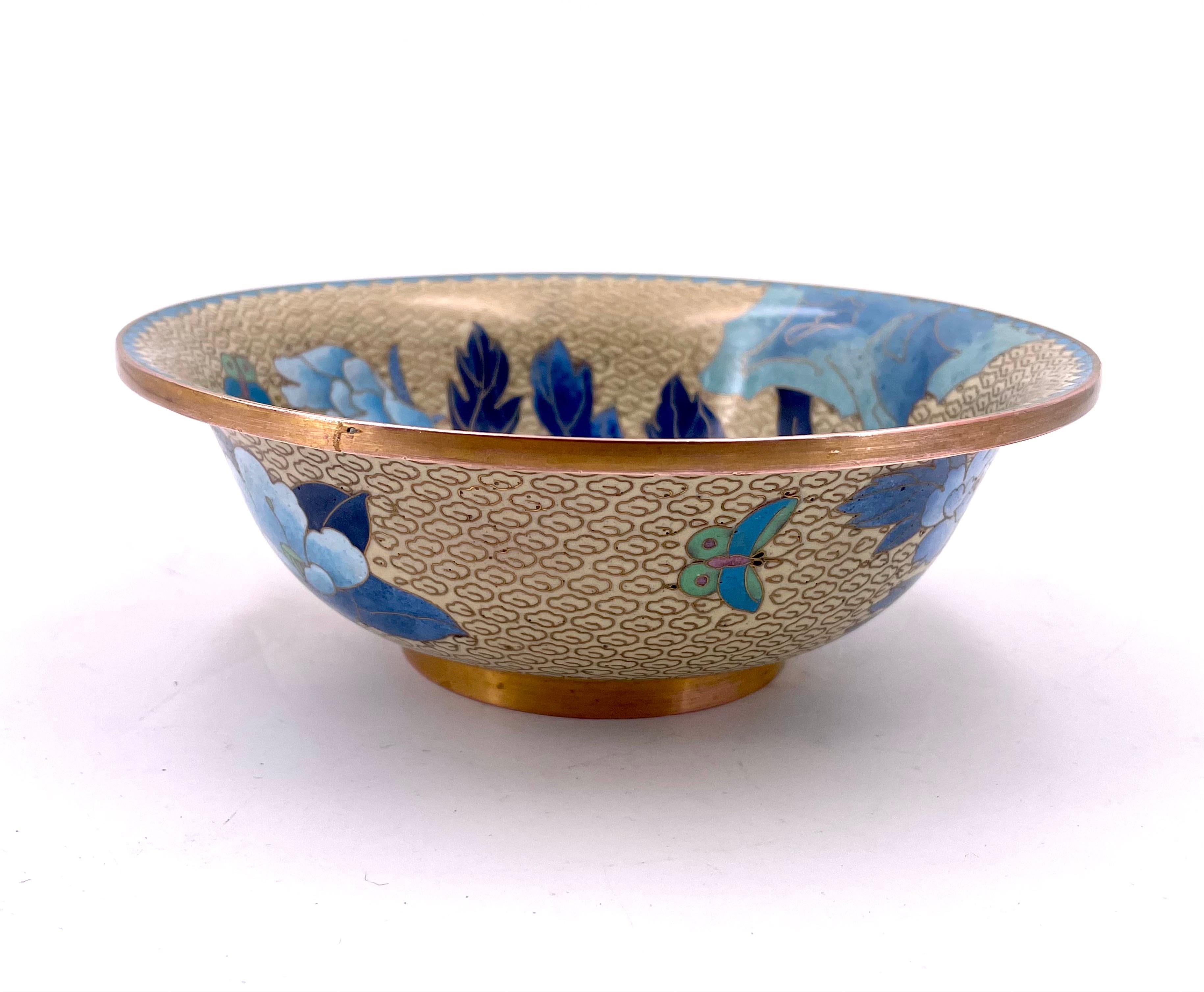 Chinese Cloisonné Footed Bowl with Floral Butterfly Pattern In Excellent Condition In San Diego, CA